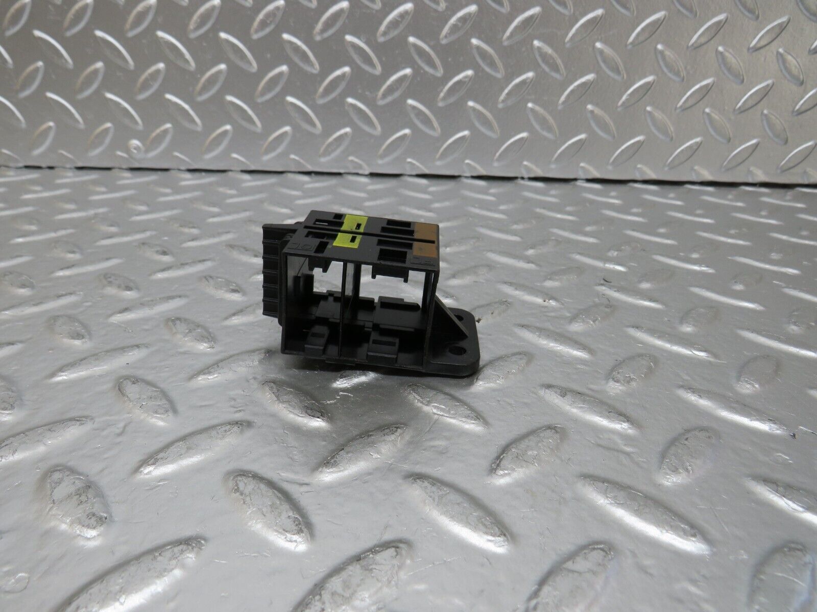 24936 Mercedes-Benz W140 S320 Front Left Door Switch Plug 0195457028