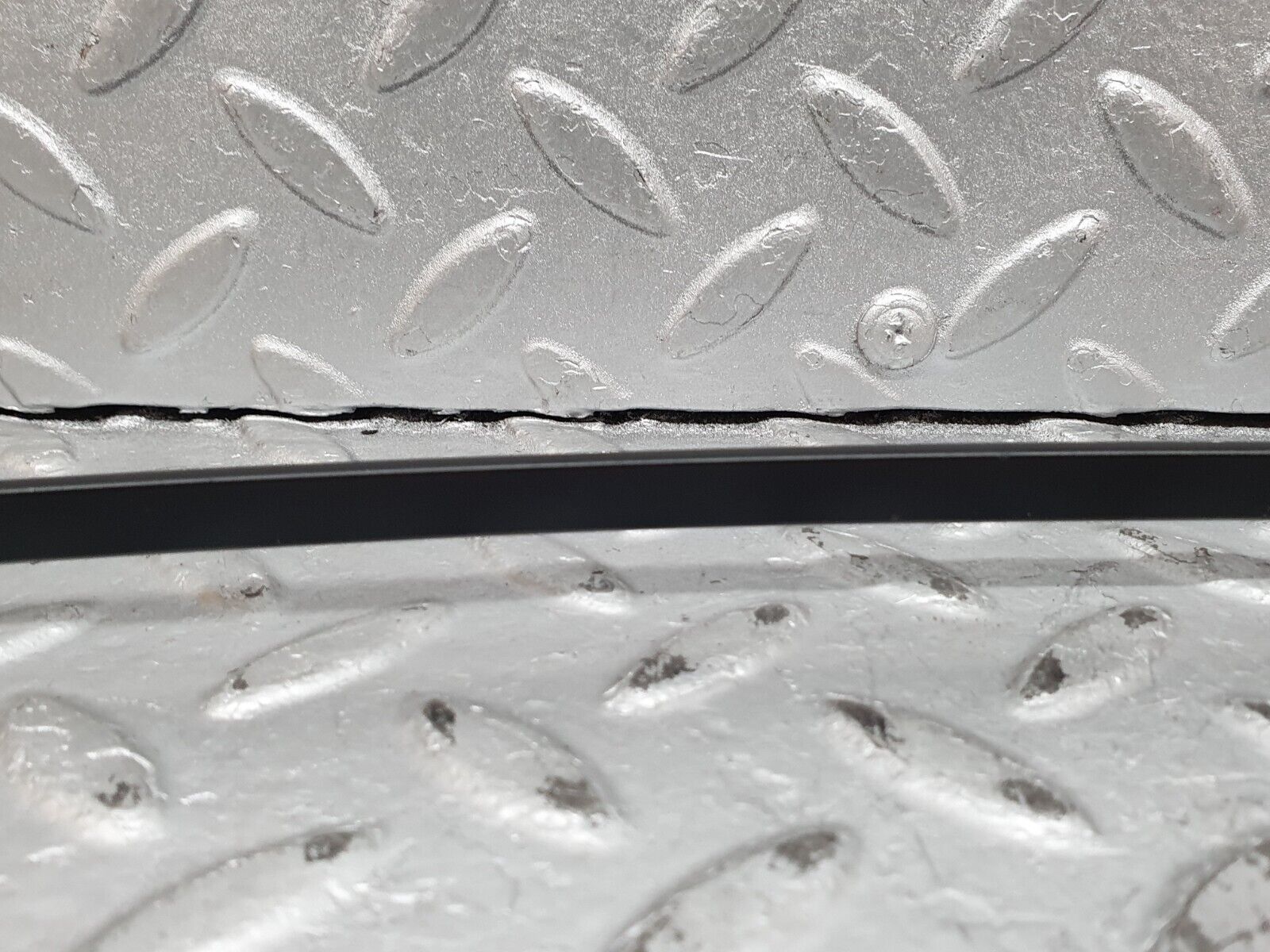 41208 Mercedes-Benz W126 300SE Windscreen Wiper Arm Right Side