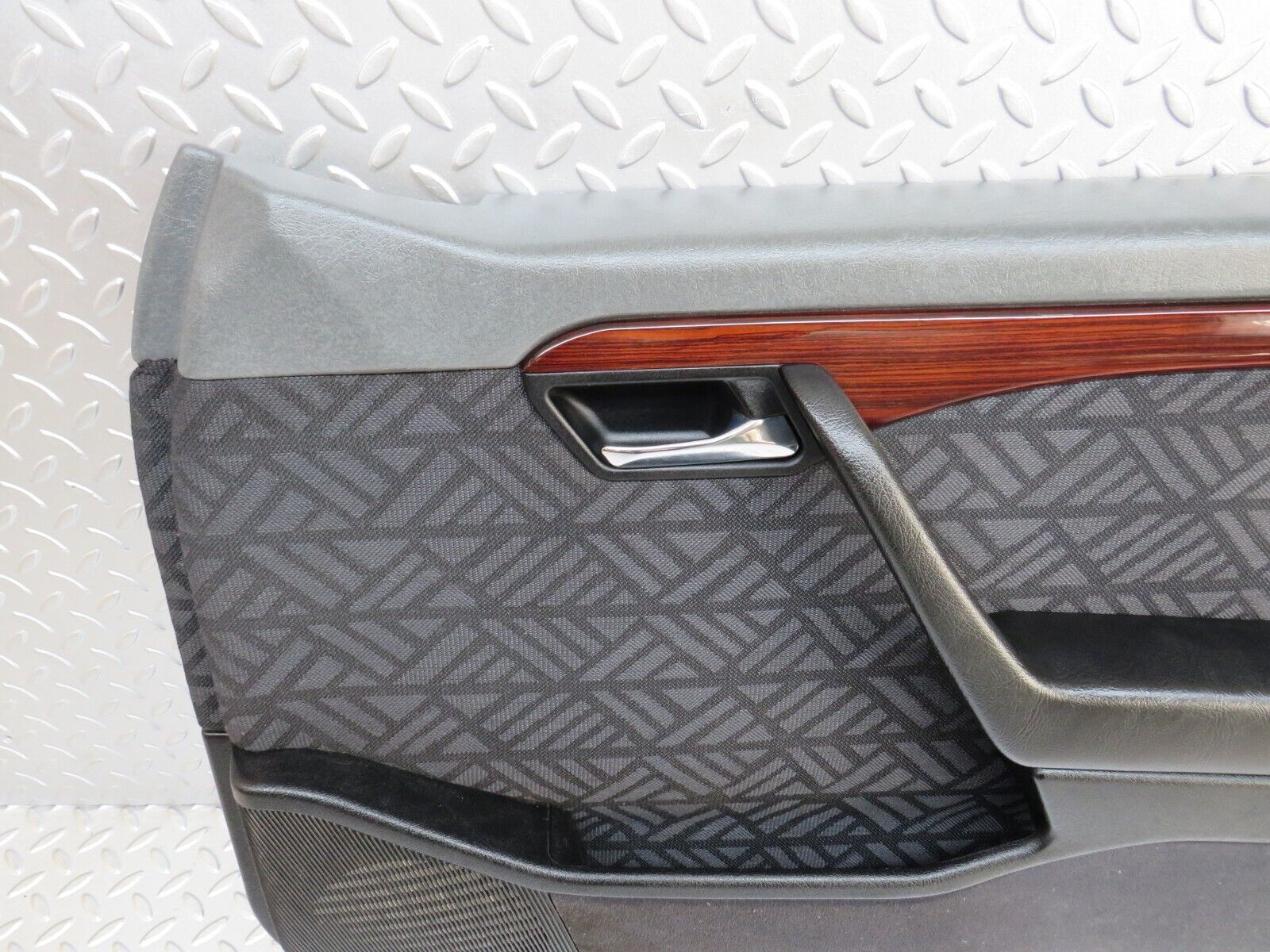 33355 Mercedes-Benz W202 C180 Front Right Door Card 2027202463