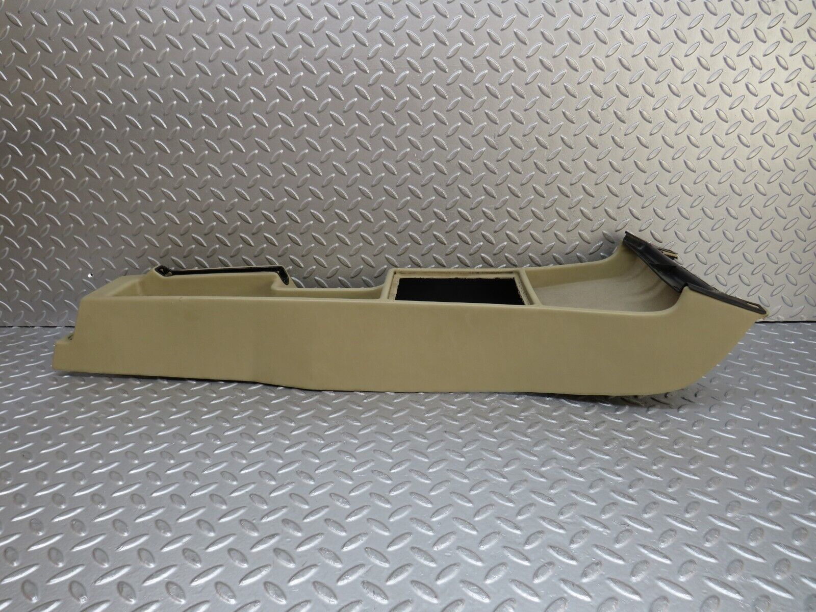 36560 Mercedes-Benz W201 190E 2.0L Centre Console Beige 2016831325 2016831236