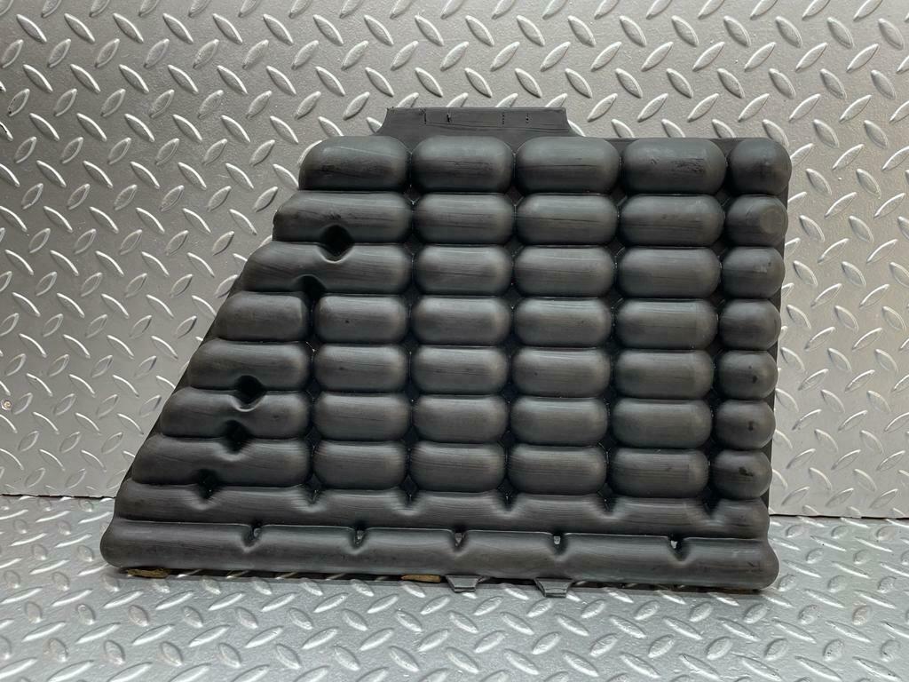 0176 Mercedes-Benz W116 350SE Vacuum Reservoir Tank