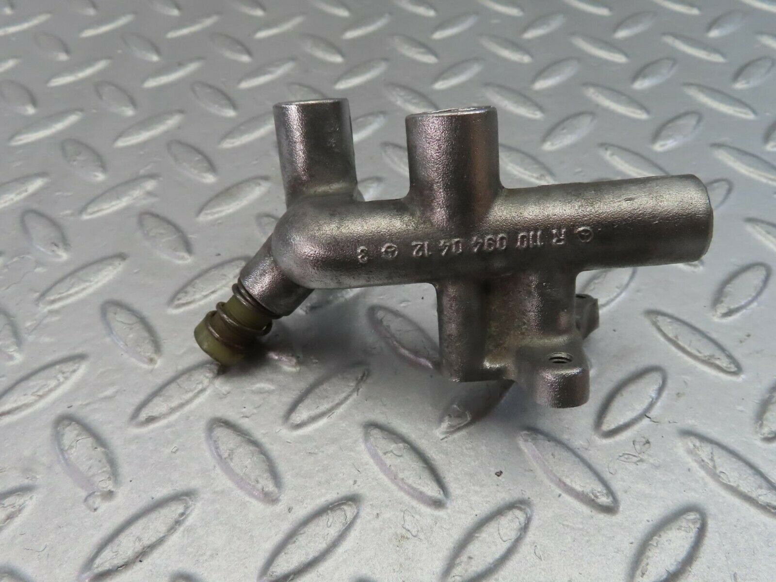 9829 Mercedes-Benz C123 280CE Coupe Auxiliary Air Slide K-Jetronic 1100940412