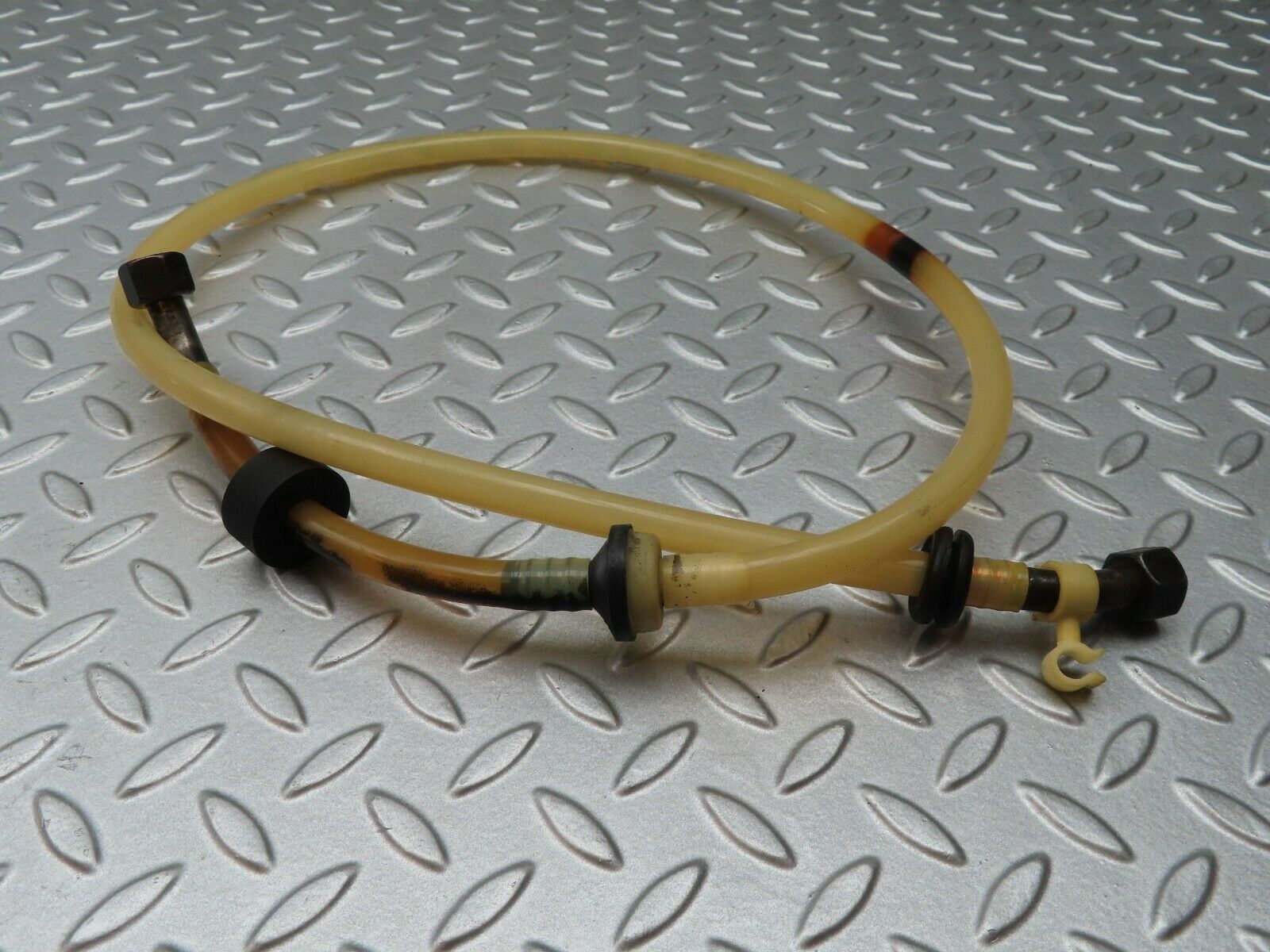 4475 Mercedes-Benz W123 230E Brake Servo Vacuum Pipe