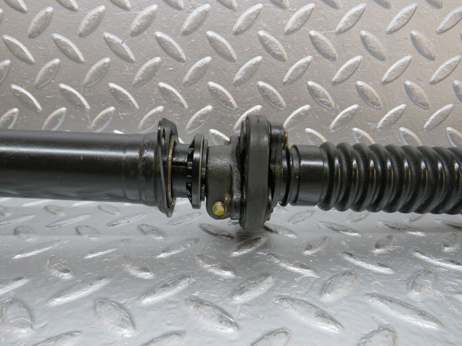 31430 Mercedes-Benz S124 220TE Wagon Steering Column