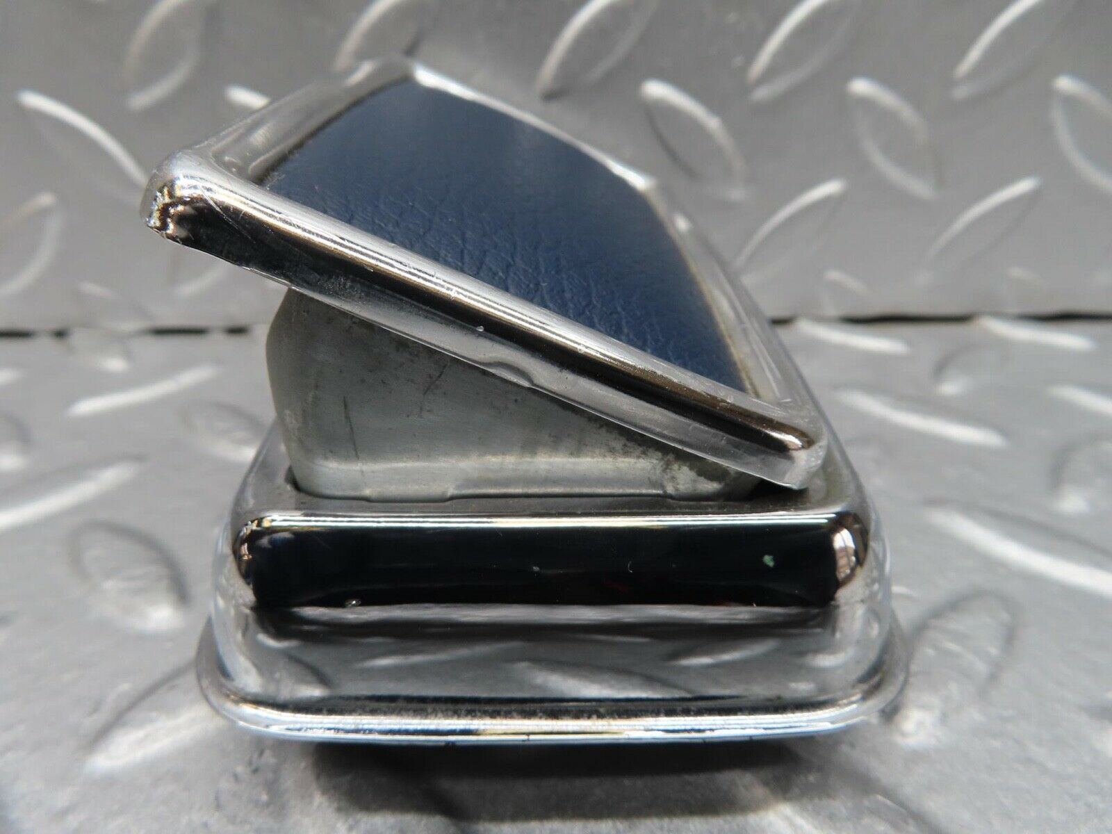 13973 Mercedes-Benz C107 280SLC Rear Ashtray Blue