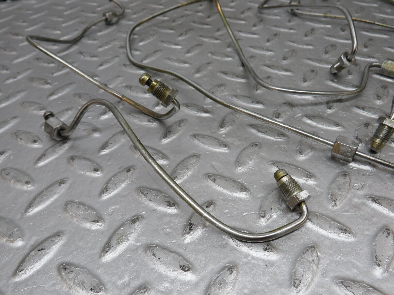 36297 Mercedes-Benz W126 420SE Fuel Line Pipe Set