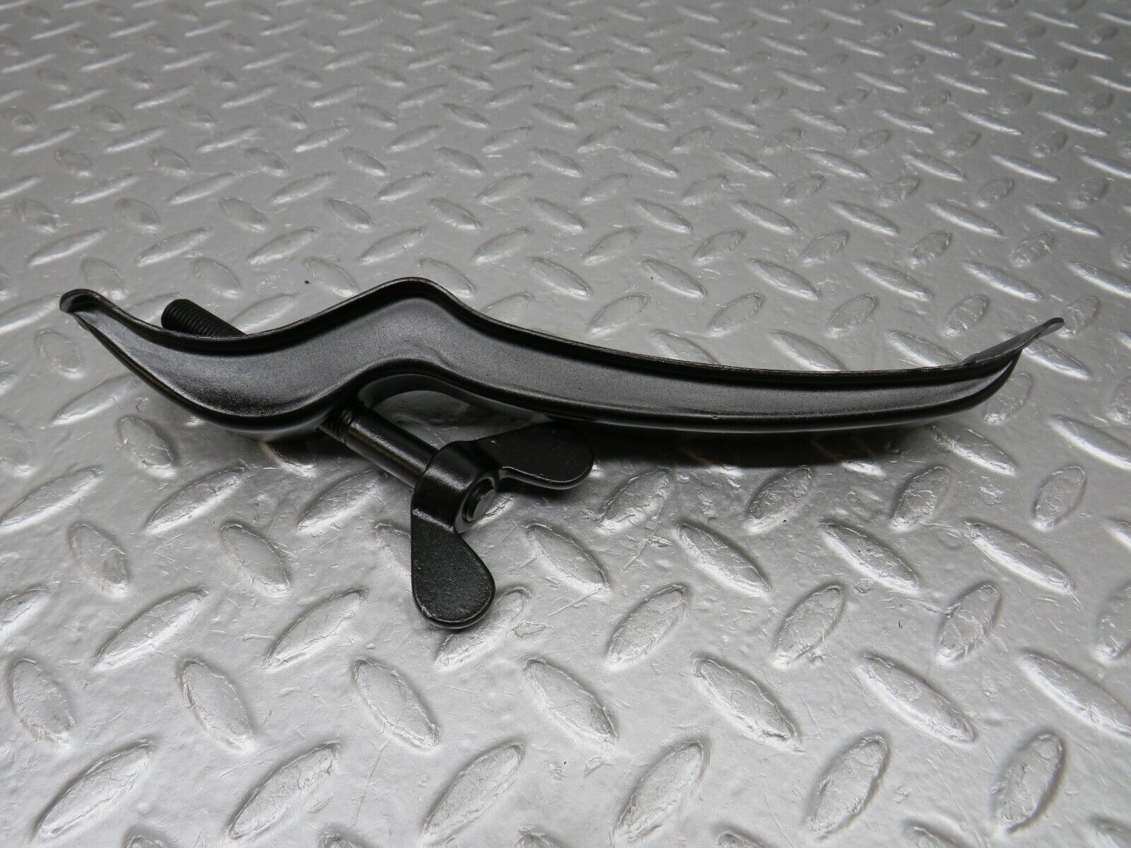 37488 Mercedes-Benz W109 300SEL Spare Wheel Holder