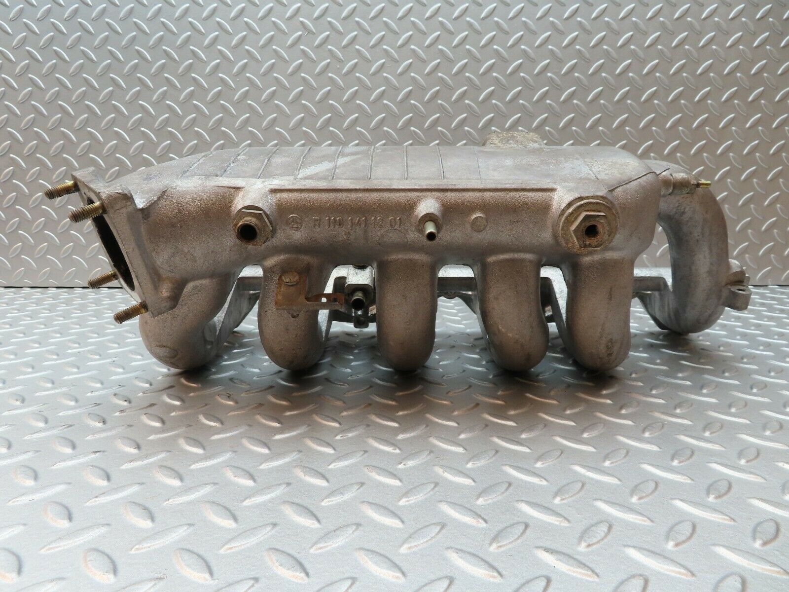 4879 Mercedes-Benz W114 280CE Coupe Intake Manifold 1101411201