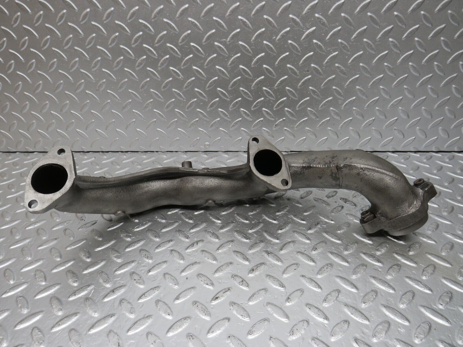 33108 Mercedes-Benz W126 560SE Exhaust Manifold Right 1171424602