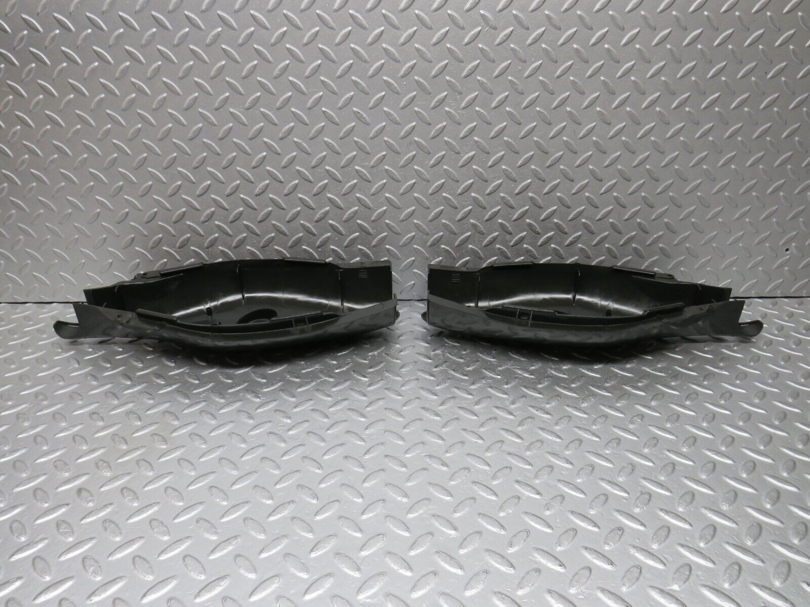 38433 Mercedes-Benz R129 280SL Coupe Rear Control Arm Cover Pair 1293520188