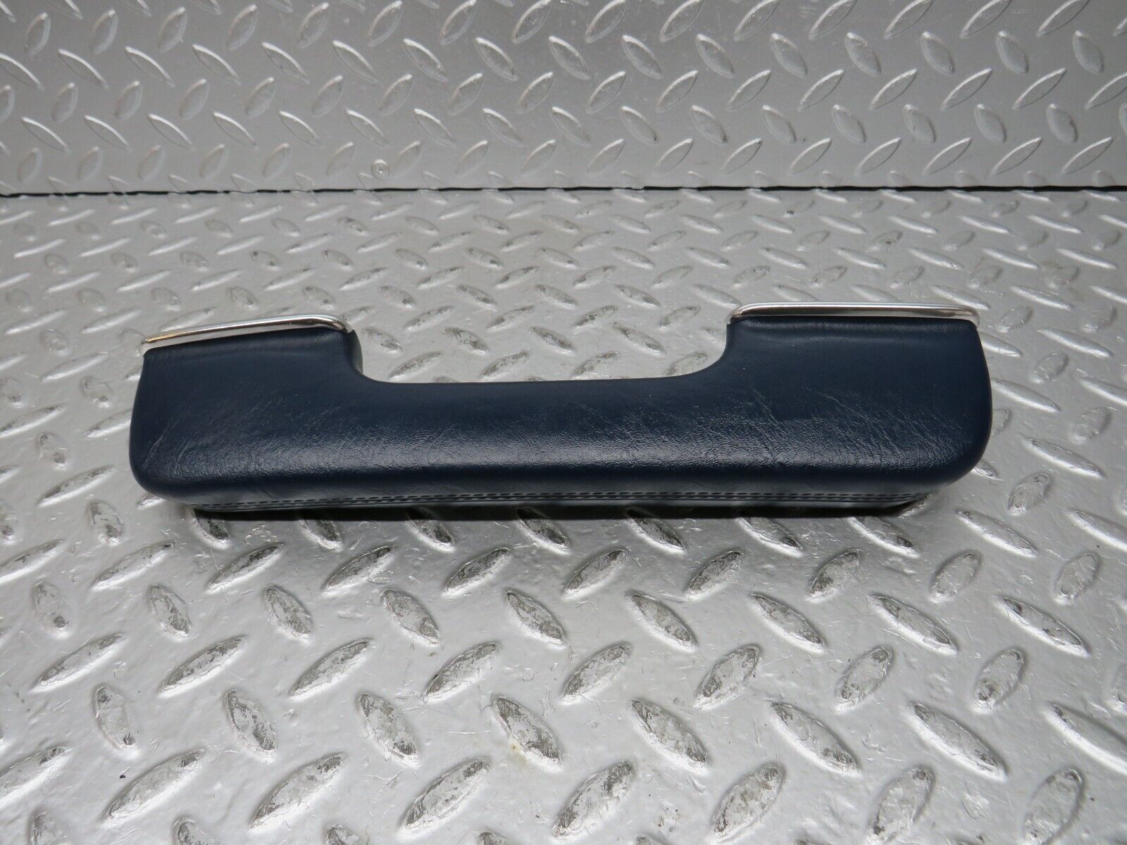 31981 Mercedes-Benz W123 230E Rear Right Interior Door Handle 1239702001