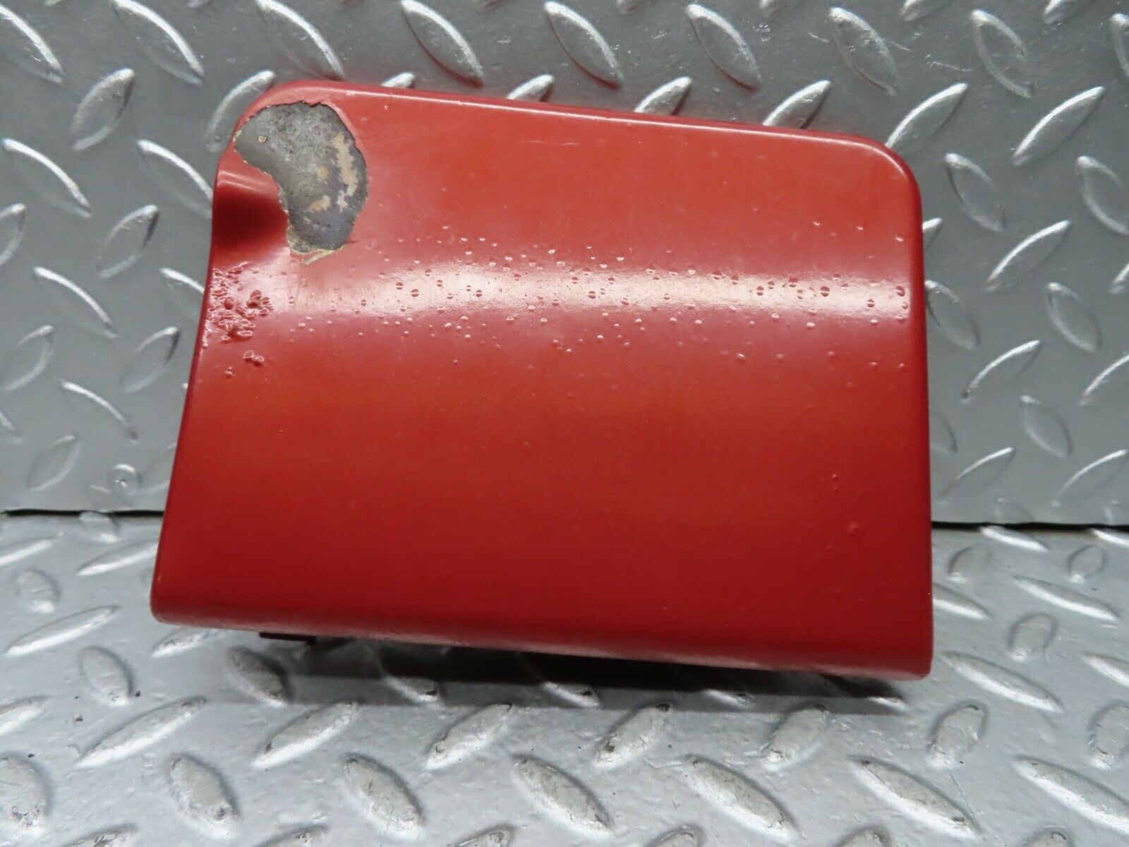 20282 Mercedes-Benz W114 280CE Coupe Fuel Tank Flap Cap