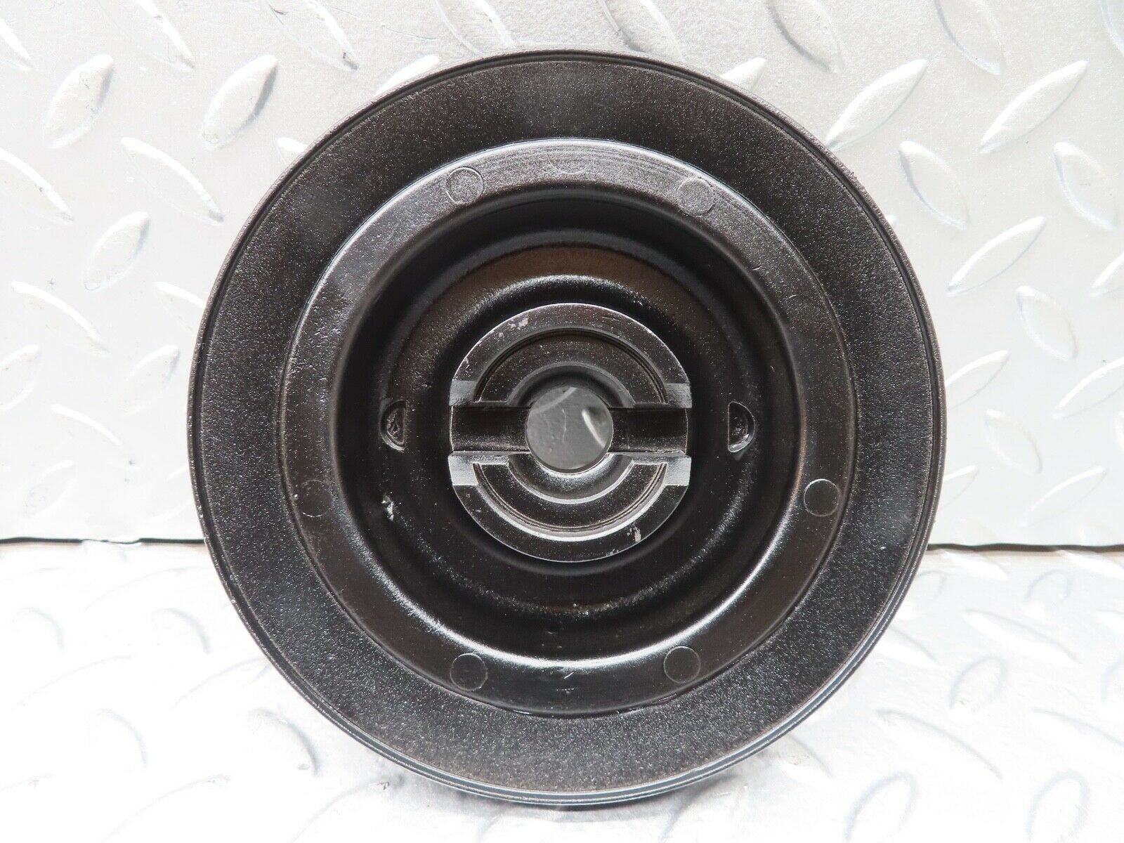 18539 Mercedes-Benz W136 170V Crankshaft Pulley 1812001705