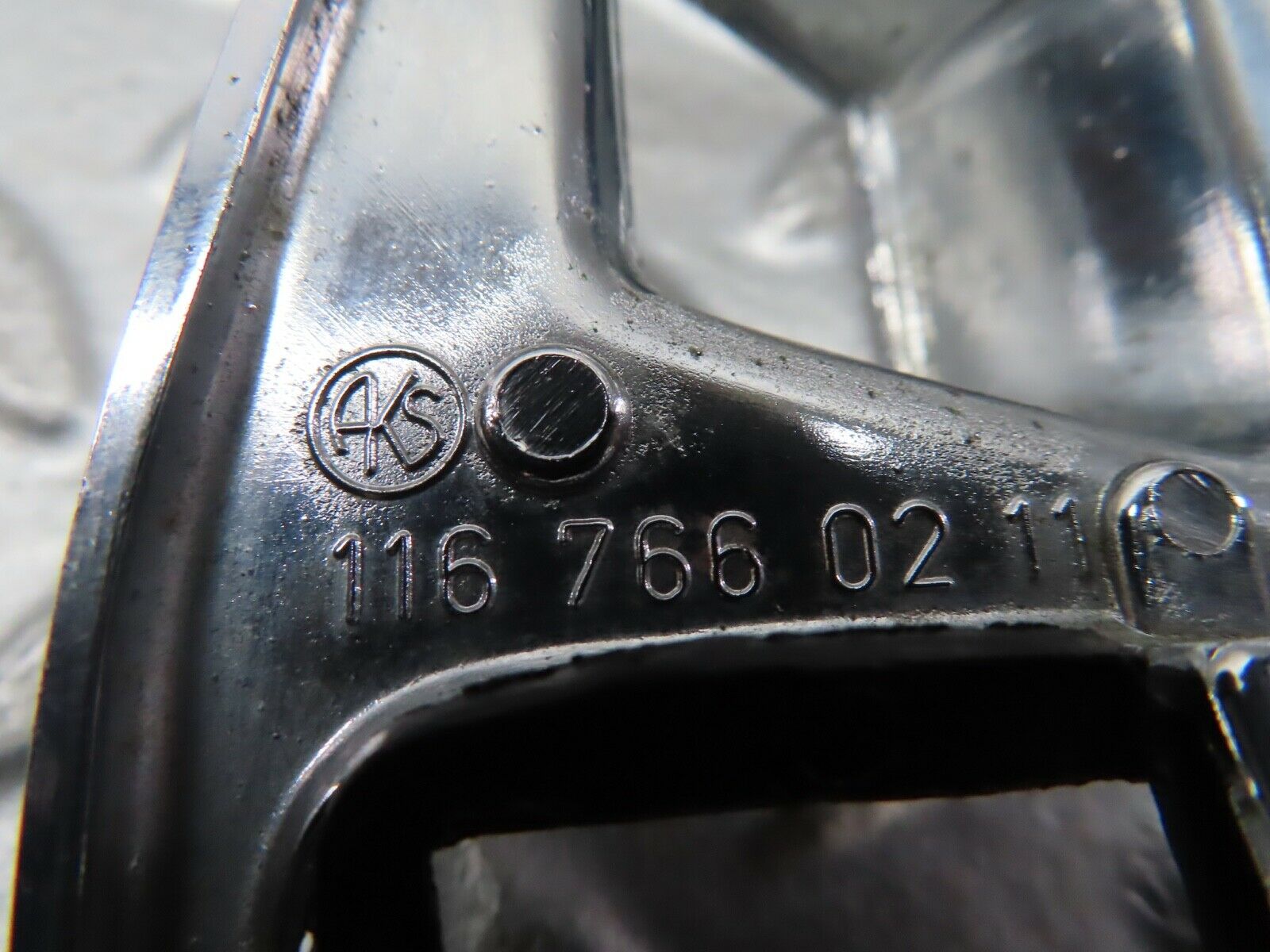 19161 Mercedes-Benz W123 300D Chrome Frame For Door Opener Right 1167660211