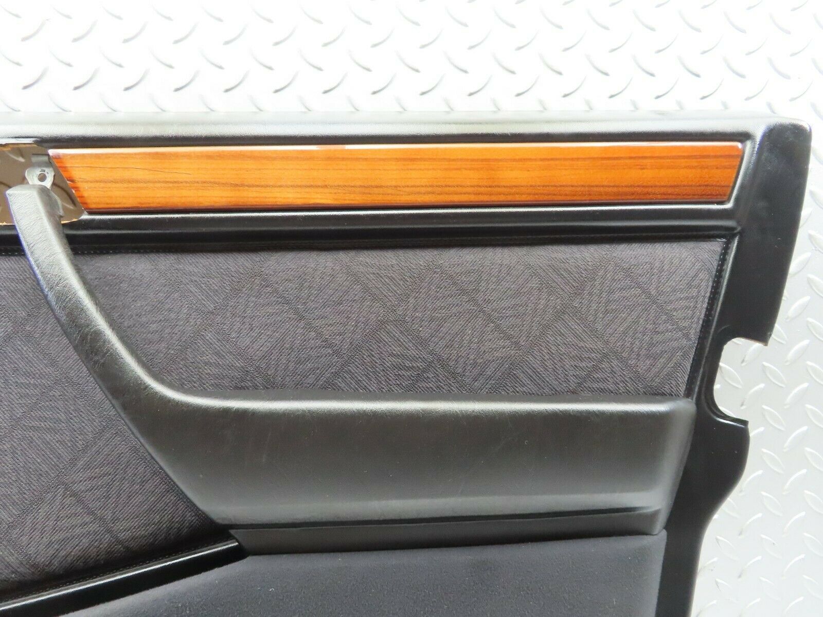 6640 Mercedes-Benz S124 E220 Wagon Front Right Door Card Black