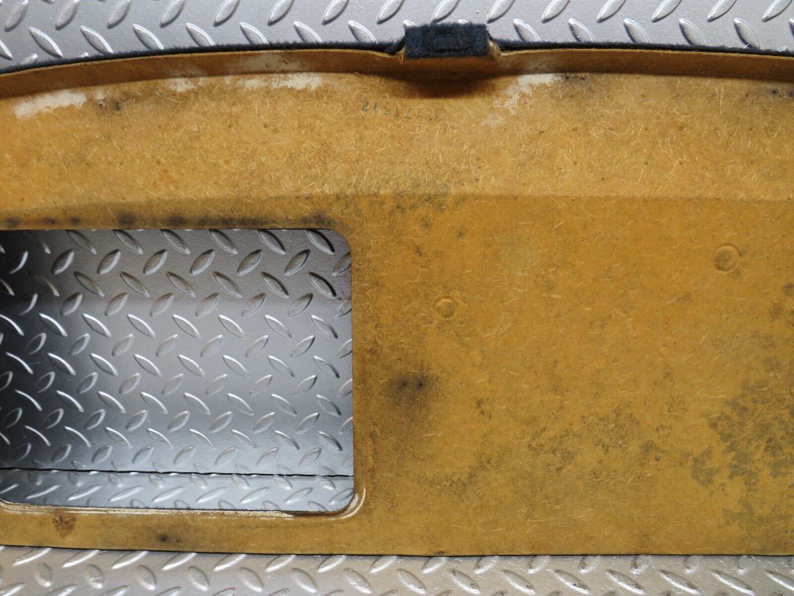 26957 Mercedes-Benz W123 240D Parcel Shelf Blue