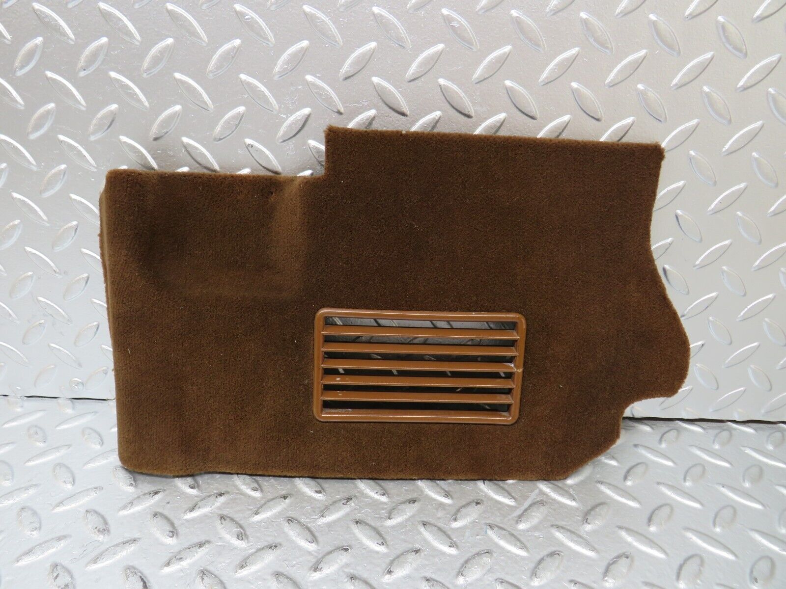 26170 Mercedes-Benz W116 450SE Front Right Kick Panel Brown