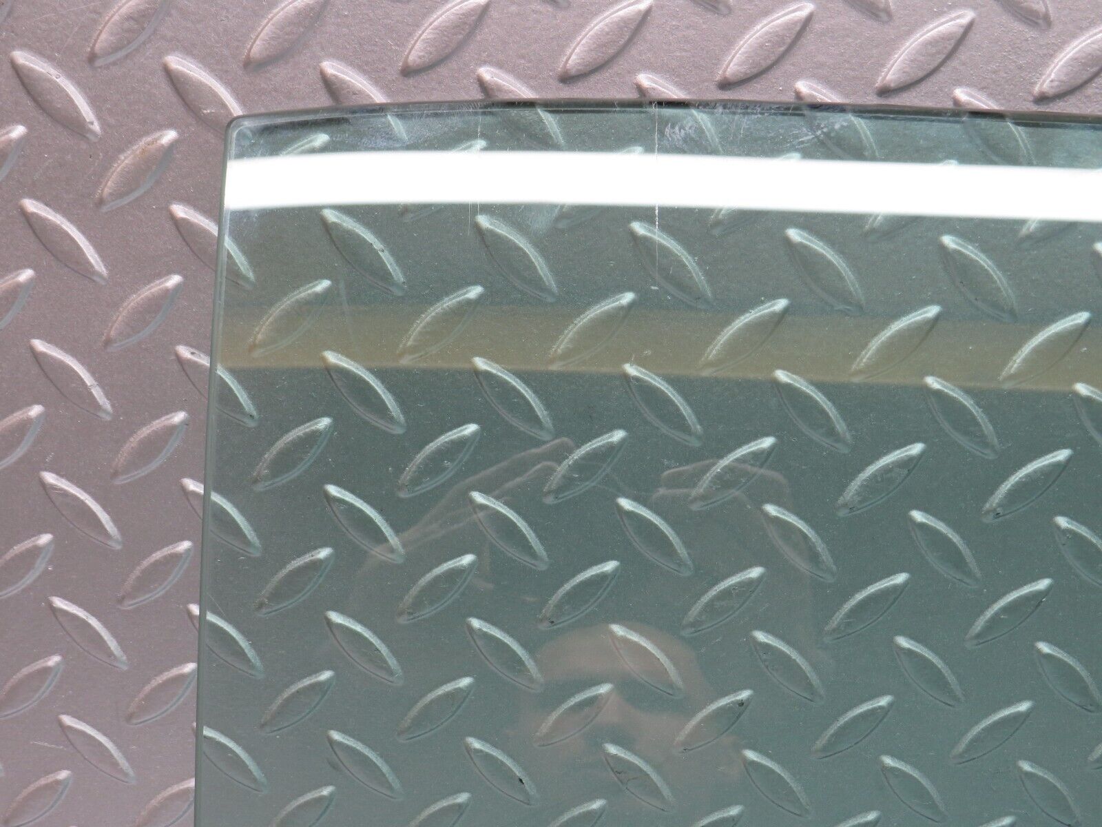 38229 Mercedes-Benz R129 280SL Coupe Right Door Window Glass