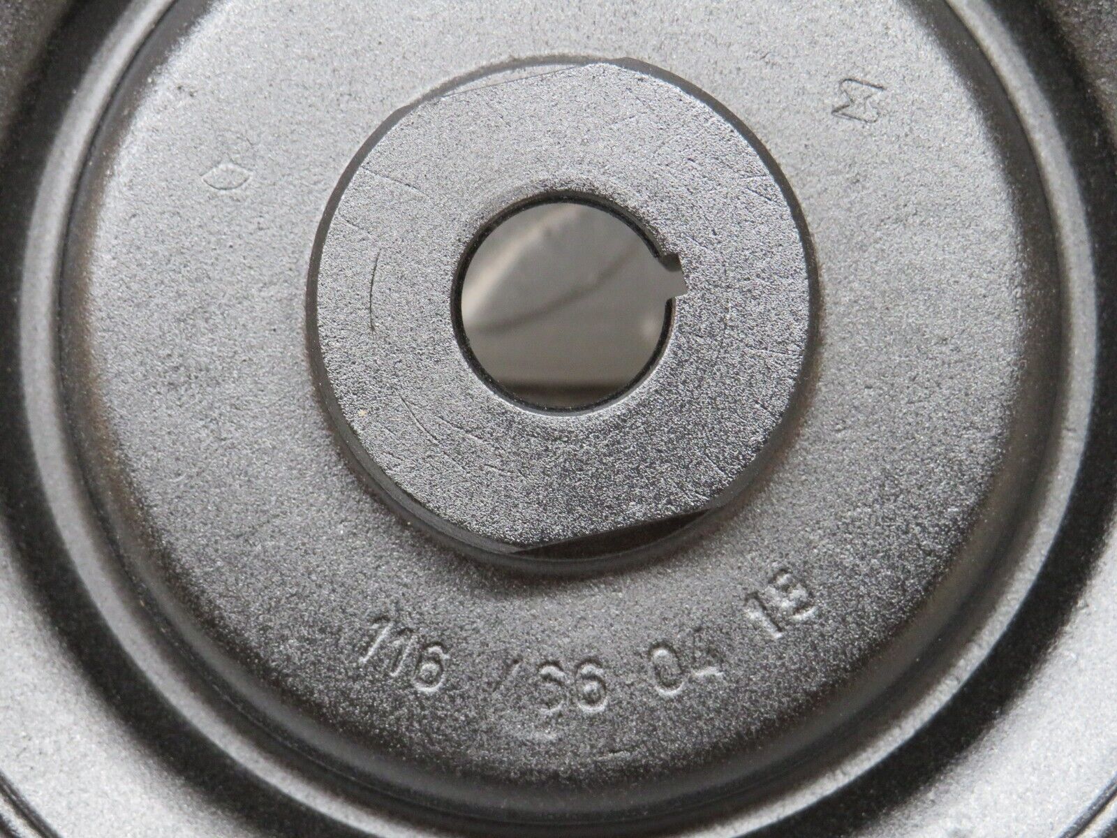 36347 Mercedes-Benz W126 420SE Power Steering Pump Pulley 1164660415