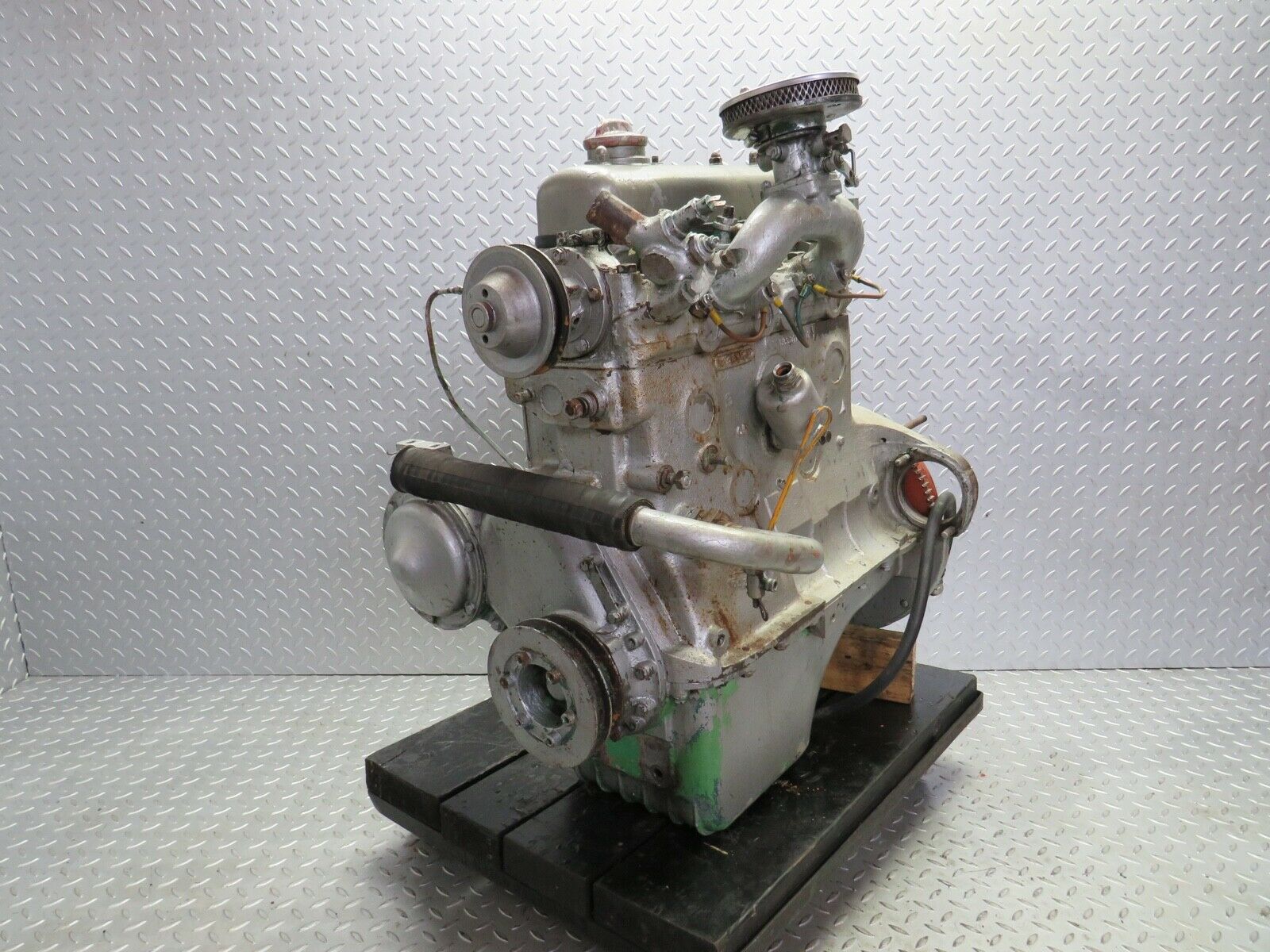 21955 Mercedes-Benz UNIMOG 4 Cylinder Diesel Engine OM636.917 6360151401
