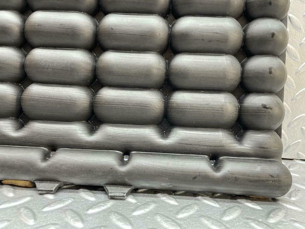 0176 Mercedes-Benz W116 350SE Vacuum Reservoir Tank