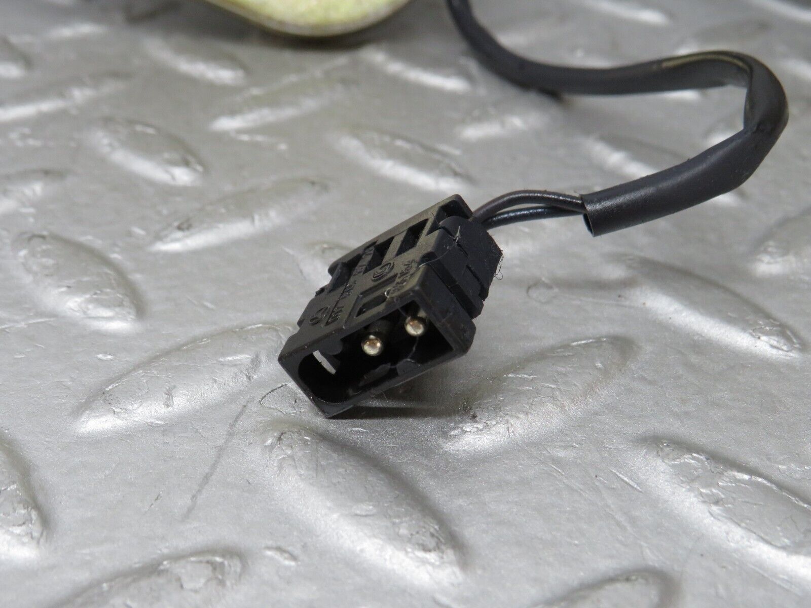 36824 Mercedes-Benz R129 300SL-24 Front Right Seat Recline Mechanism 1298200407 1136201019