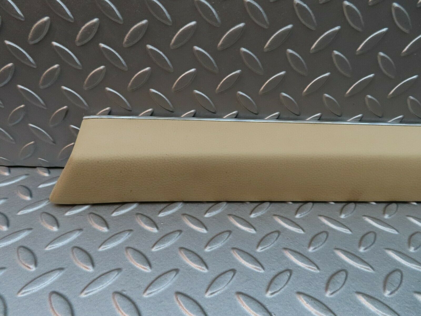 4587 Mercedes-Benz W114 280CE Coupe Door Panel Top Trim Left Beige