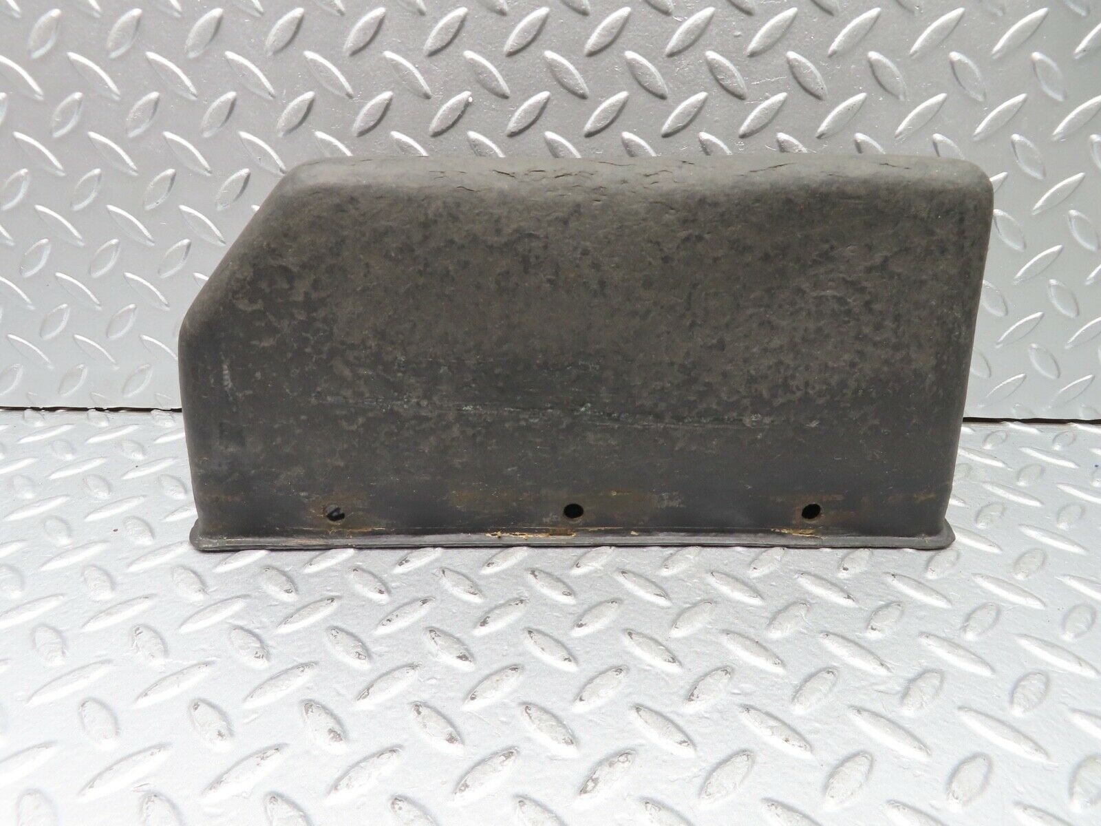 20270 Mercedes-Benz W114 280CE Coupe Glove Box