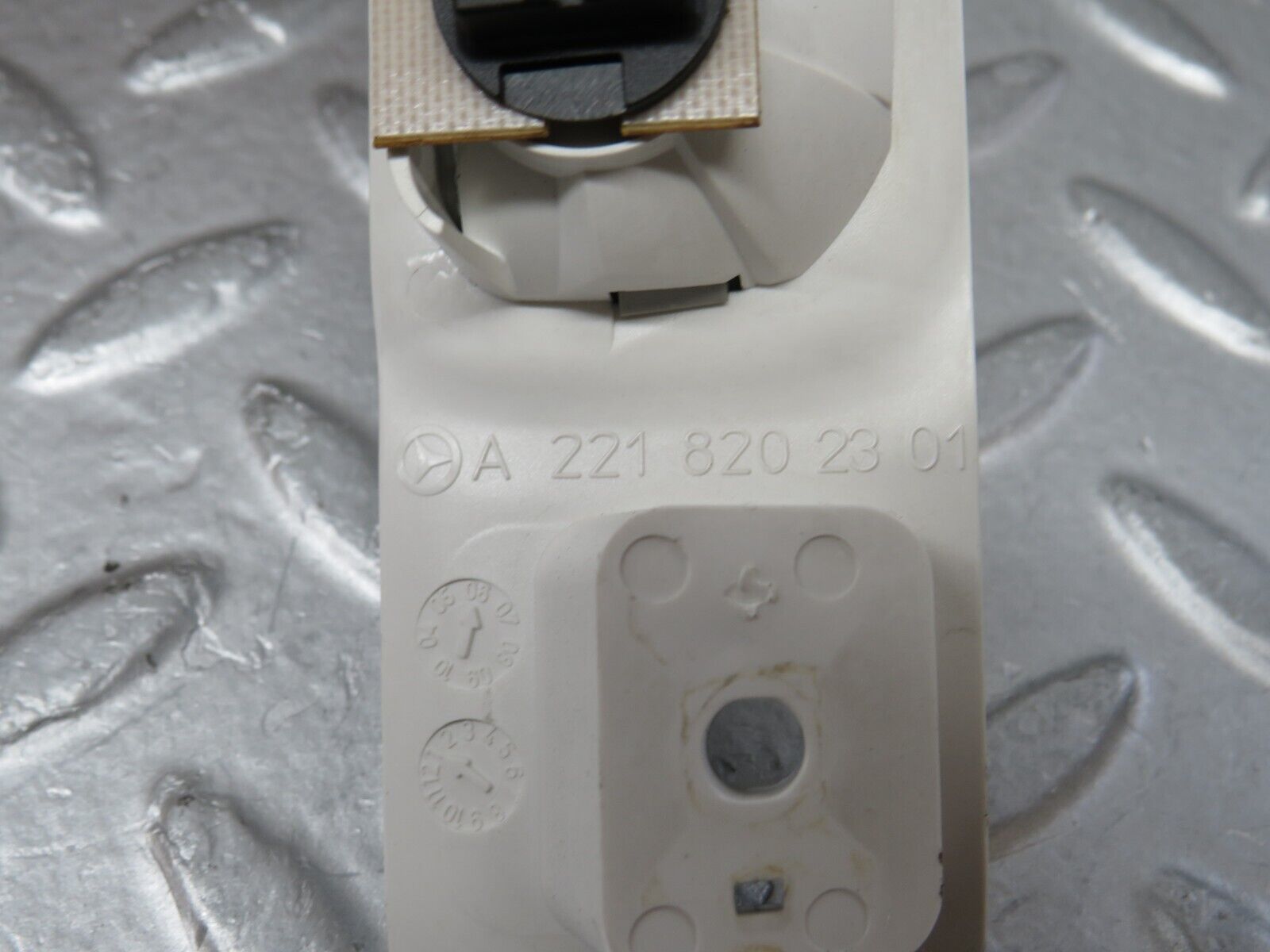 35158 Mercedes-Benz W221 Rear Left Interior Roof Light 2218202301