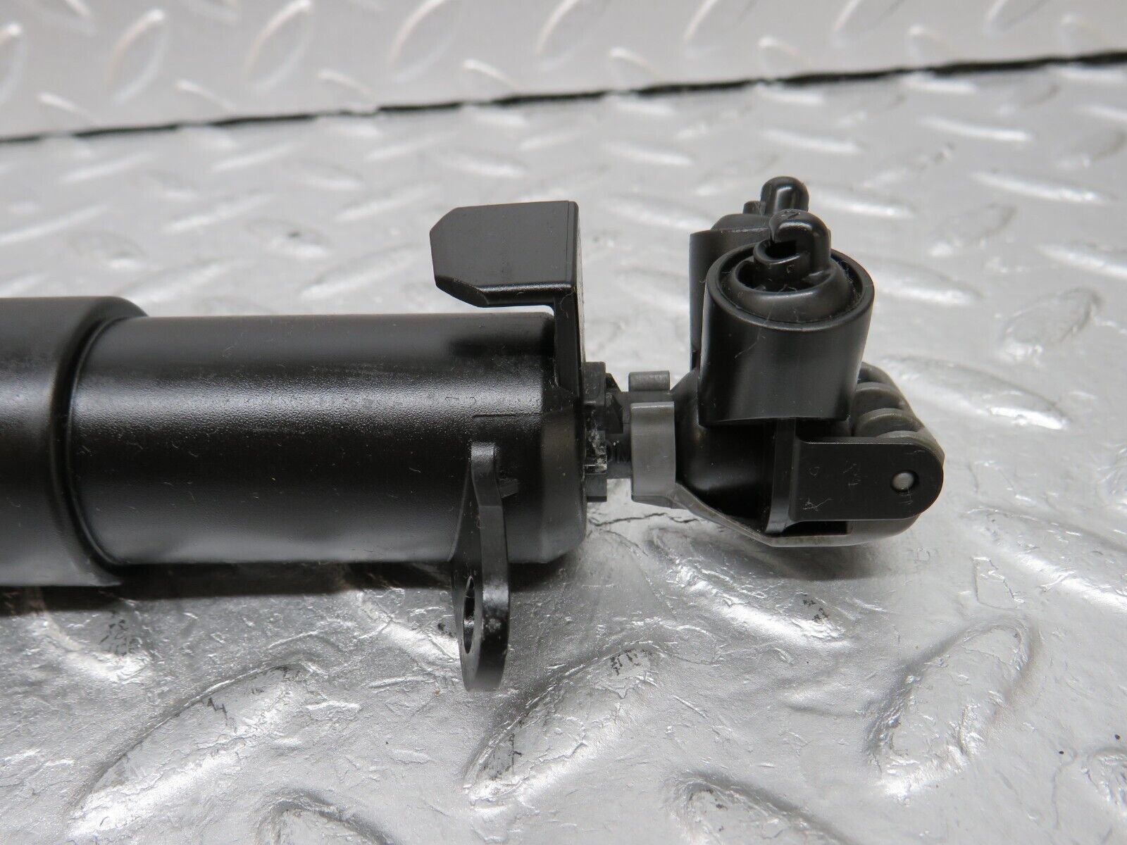 34746 Mercedes-Benz W210 320E Headlight Washer Pump & Nozzle Right 2108601647