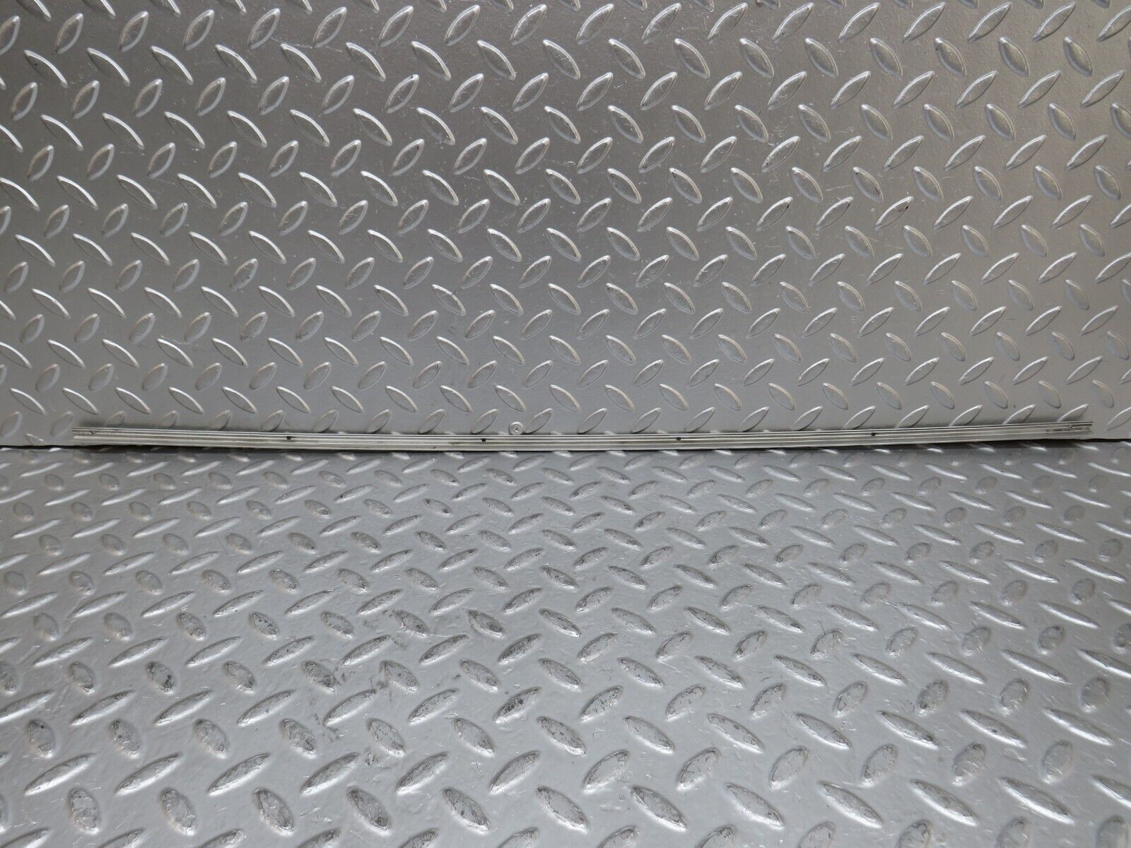 29607 Mercedes-Benz W124 230E Sunroof Trim