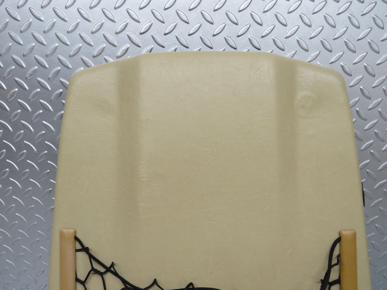 37070 Mercedes-Benz C126 420SEC Coupe Front Right Seat Rear Cover Beige