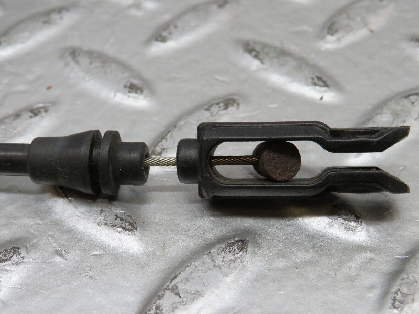 26599 Mercedes-Benz C124 220CE Coupe Bonnet Release Cable 1239970681