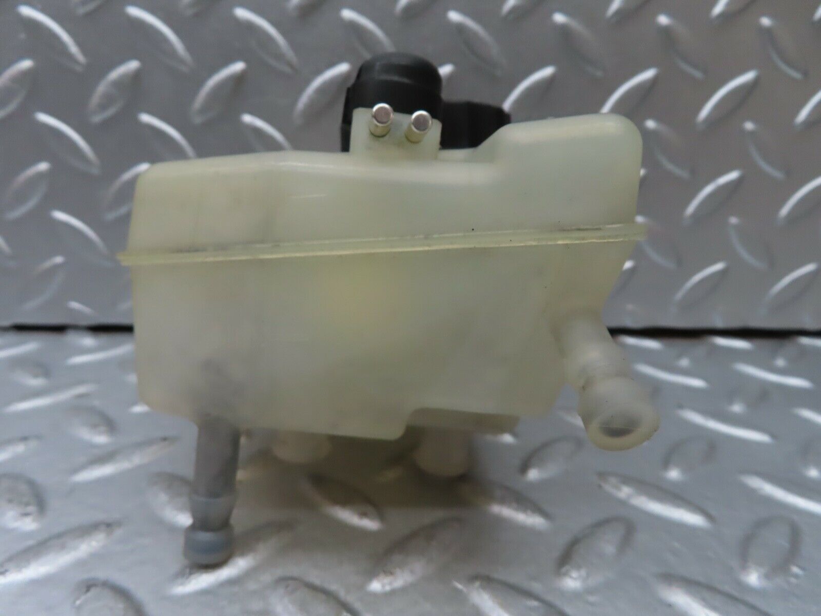 20104 Mercedes-Benz R129 300SL Coupe Brake Fluid Reservoir Tank