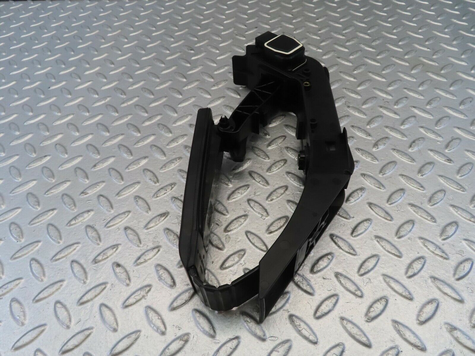 11100 Mercedes-Benz W221 S320 Throttle Accelerator Pedal 2203000104