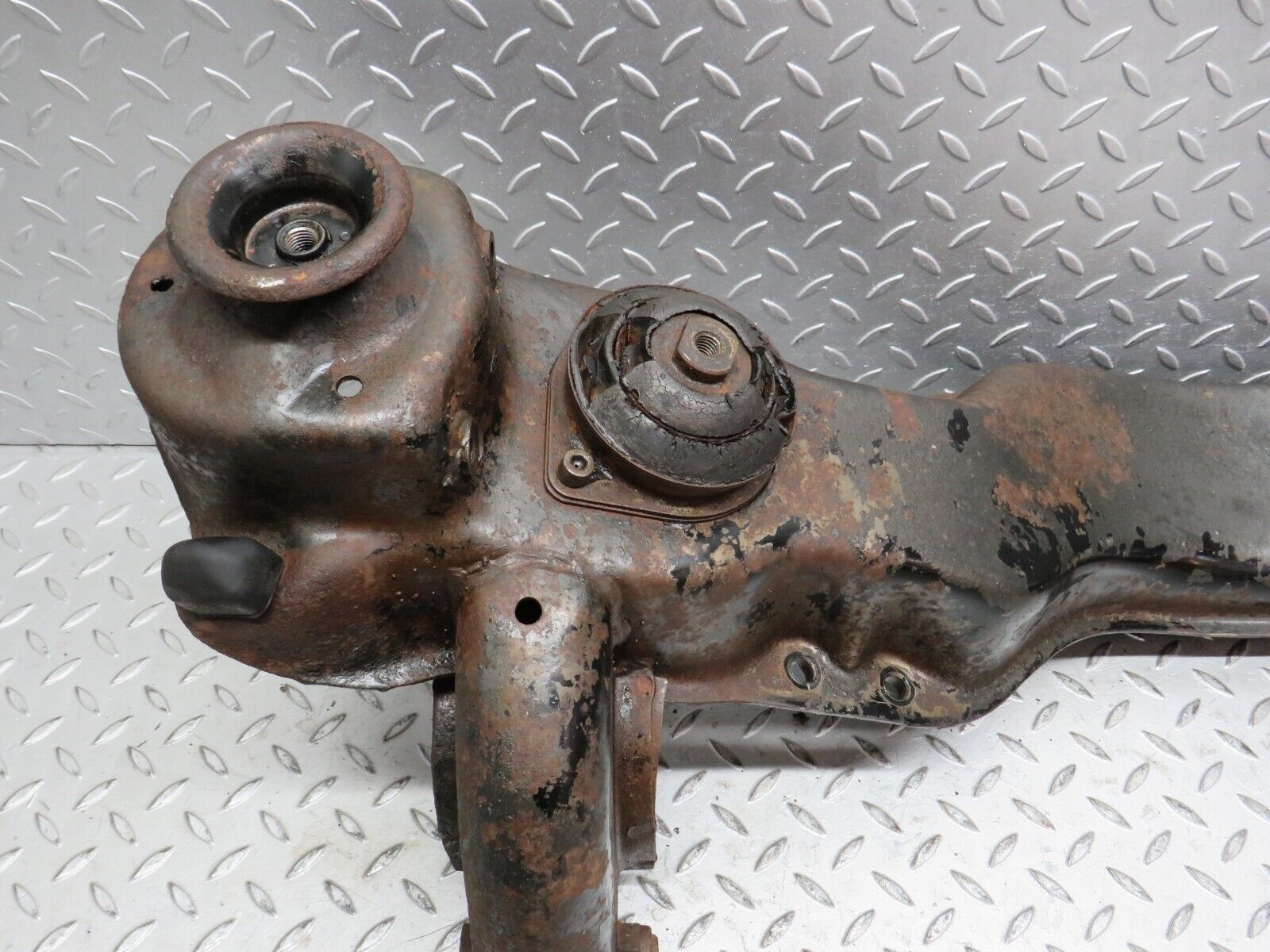 40534 Mercedes-Benz W110 230 Front Subframe Engine Carrier Cradle