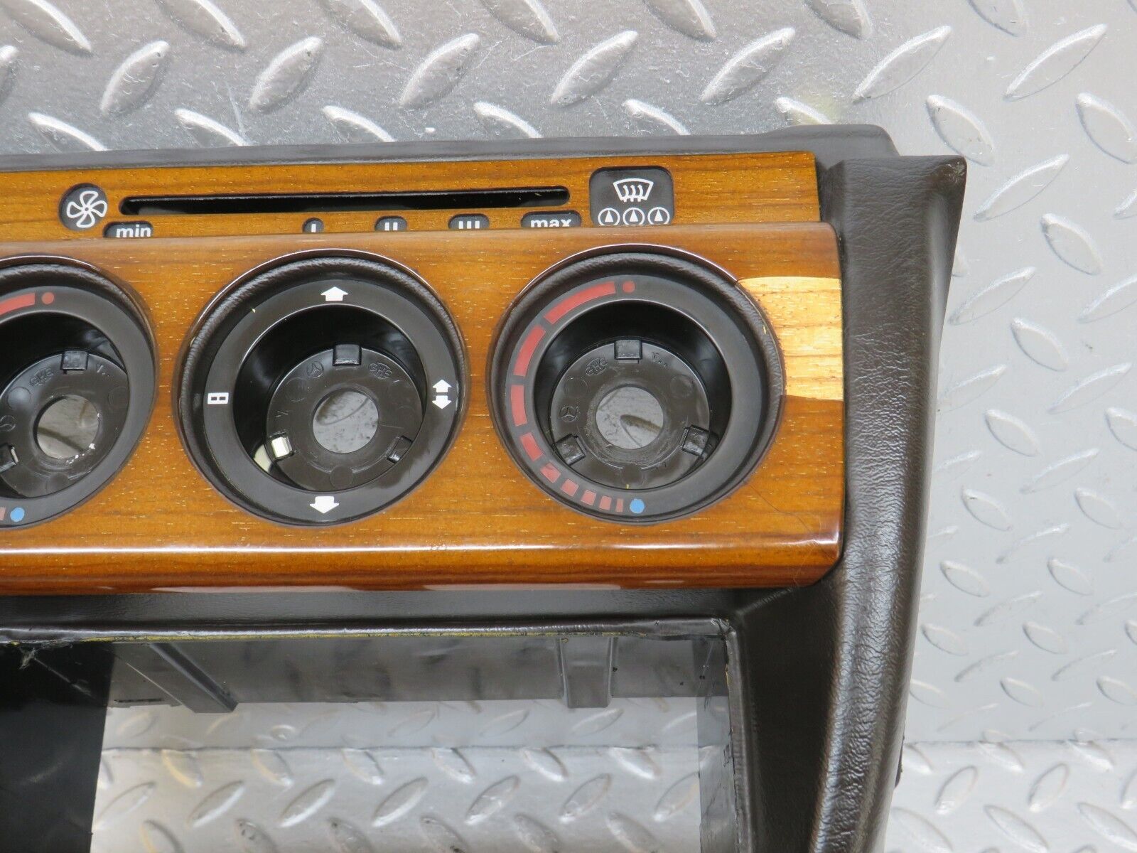 36491 Mercedes-Benz W201 190E 2.0L Centre Console Heater Control Panel 2016830275