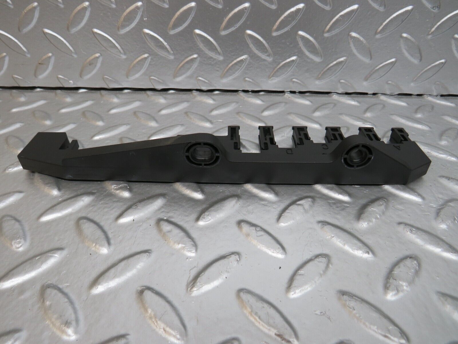 24621 Mercedes-Benz W140 S320 Leg Room Bracket 1405460843