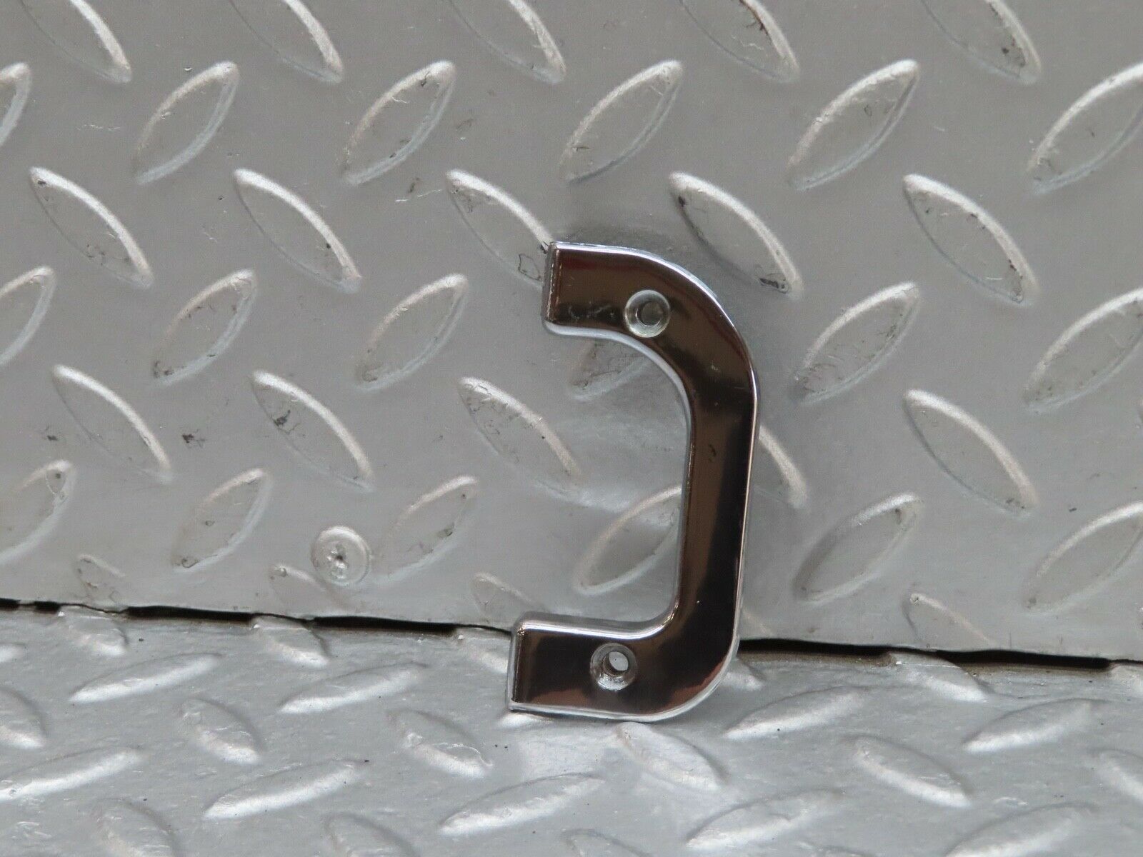 17950 Mercedes-Benz W123 200 Left Interior Chrome Door Latch Trim 1237230124