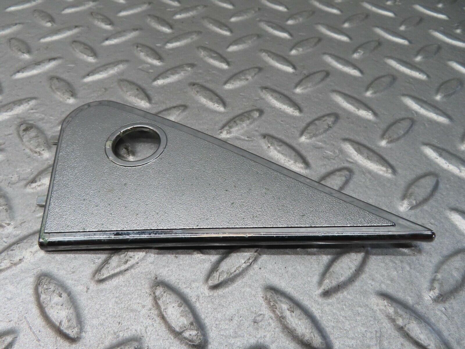 13619 Mercedes-Benz W123 200 Mirror Triangle Cover Right Side 1237250811