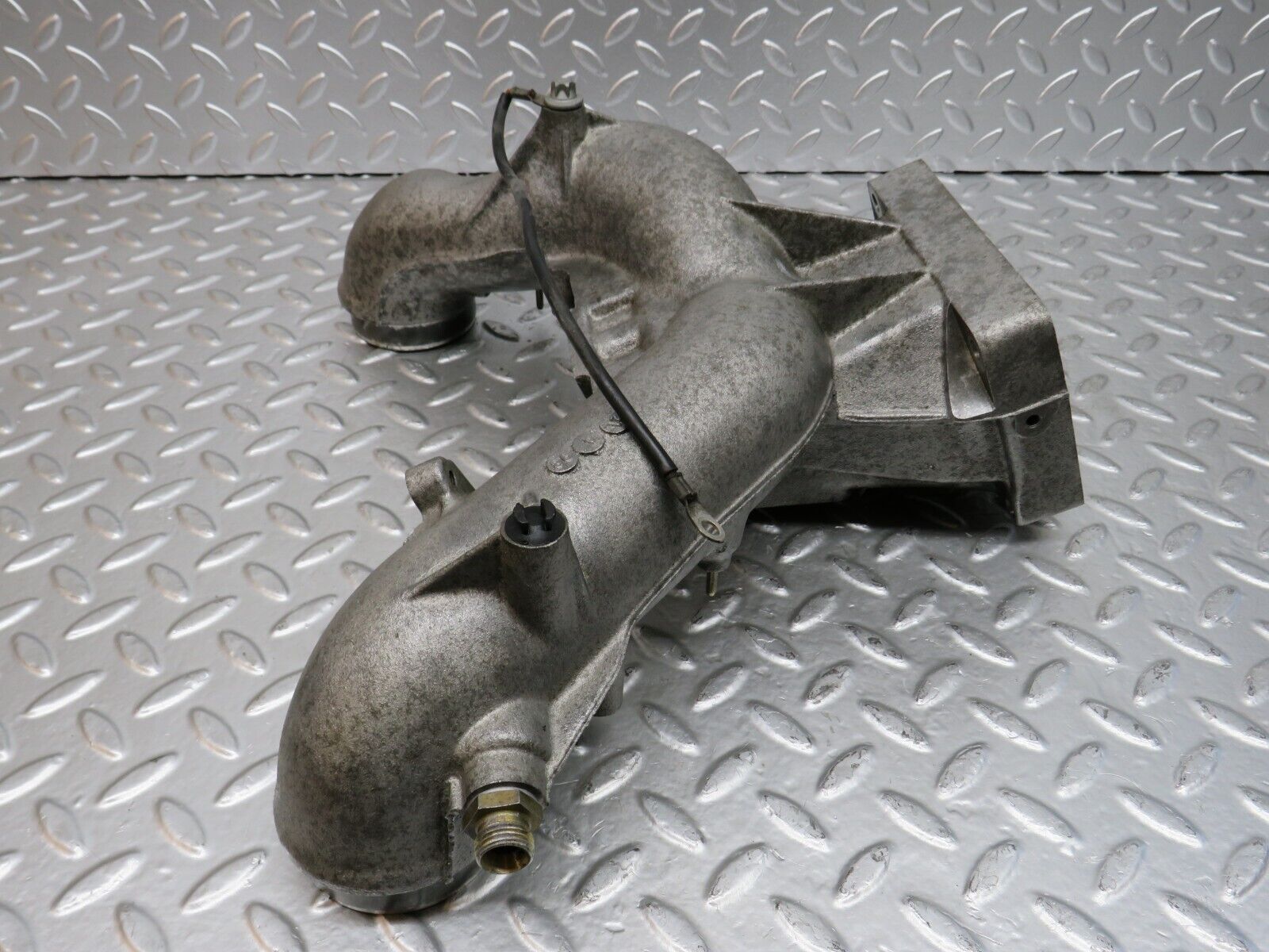 24830 Mercedes-Benz W140 S320 Air Intake Manifold 1041414801