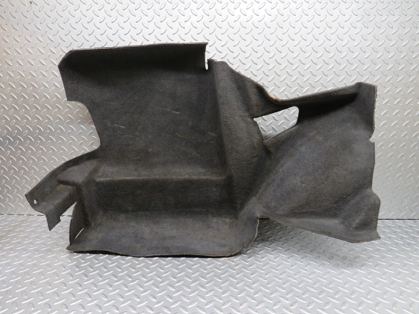 36237 Mercedes-Benz W126 420SE Trunk Cover Panel Left Side Grey