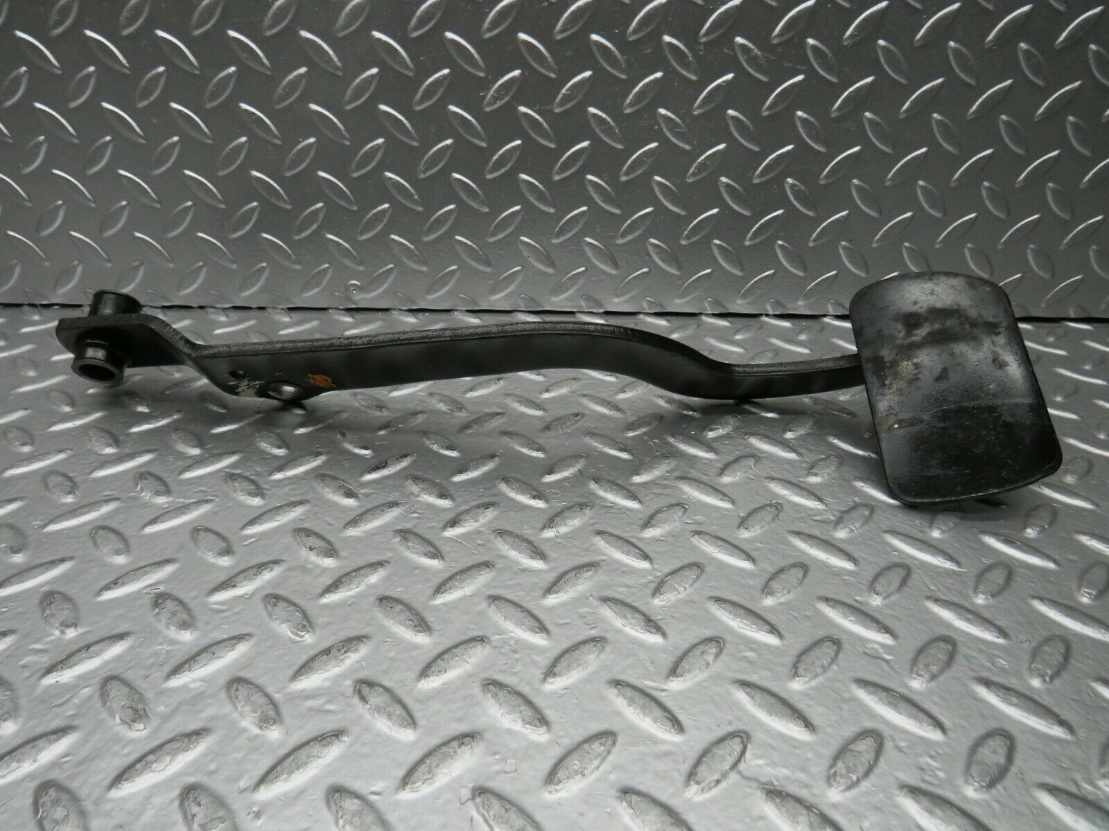22776 Mercedes-Benz C107 450SLC Coupe Brake Pedal