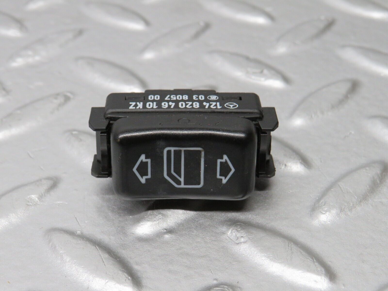 38961 Mercedes-Benz W201 190E 2.6L Electric Window Switch Left 1248204610