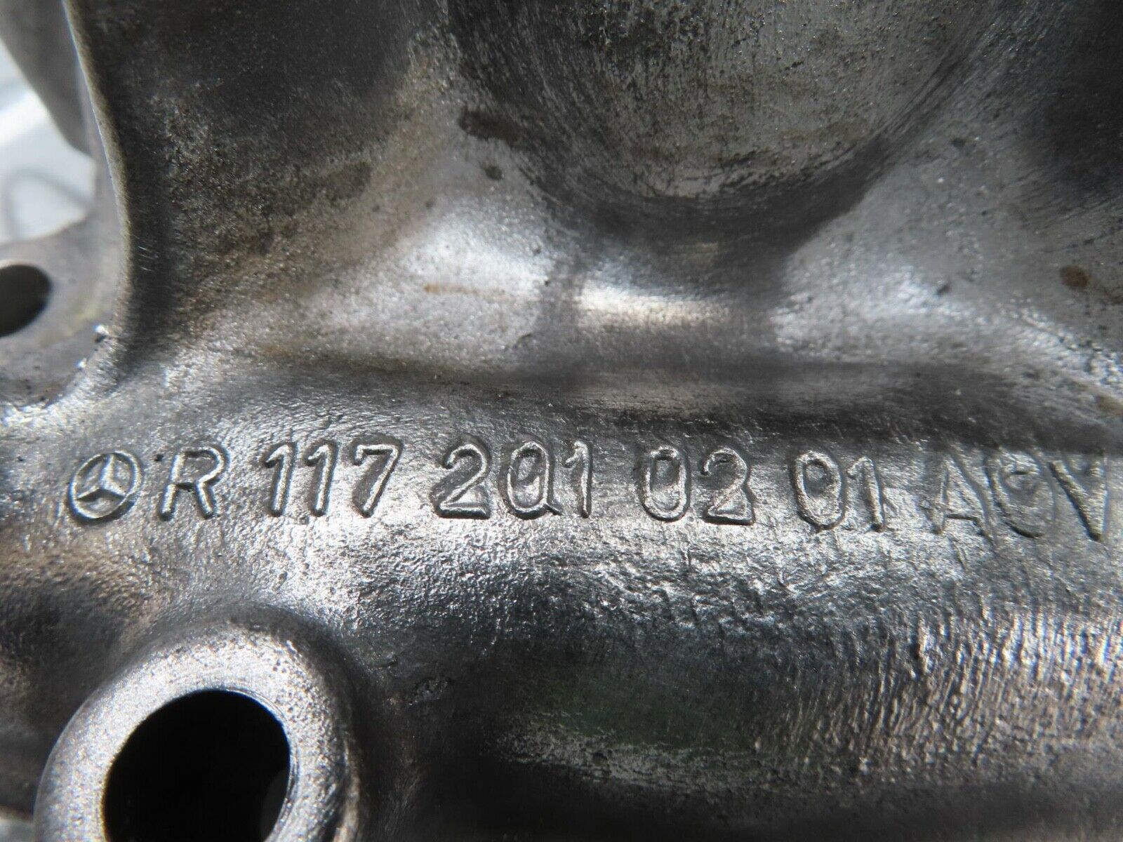 14361 Mercedes-Benz W116 350SE Water Pump With Thermostat Housing 1172010201 1162030374