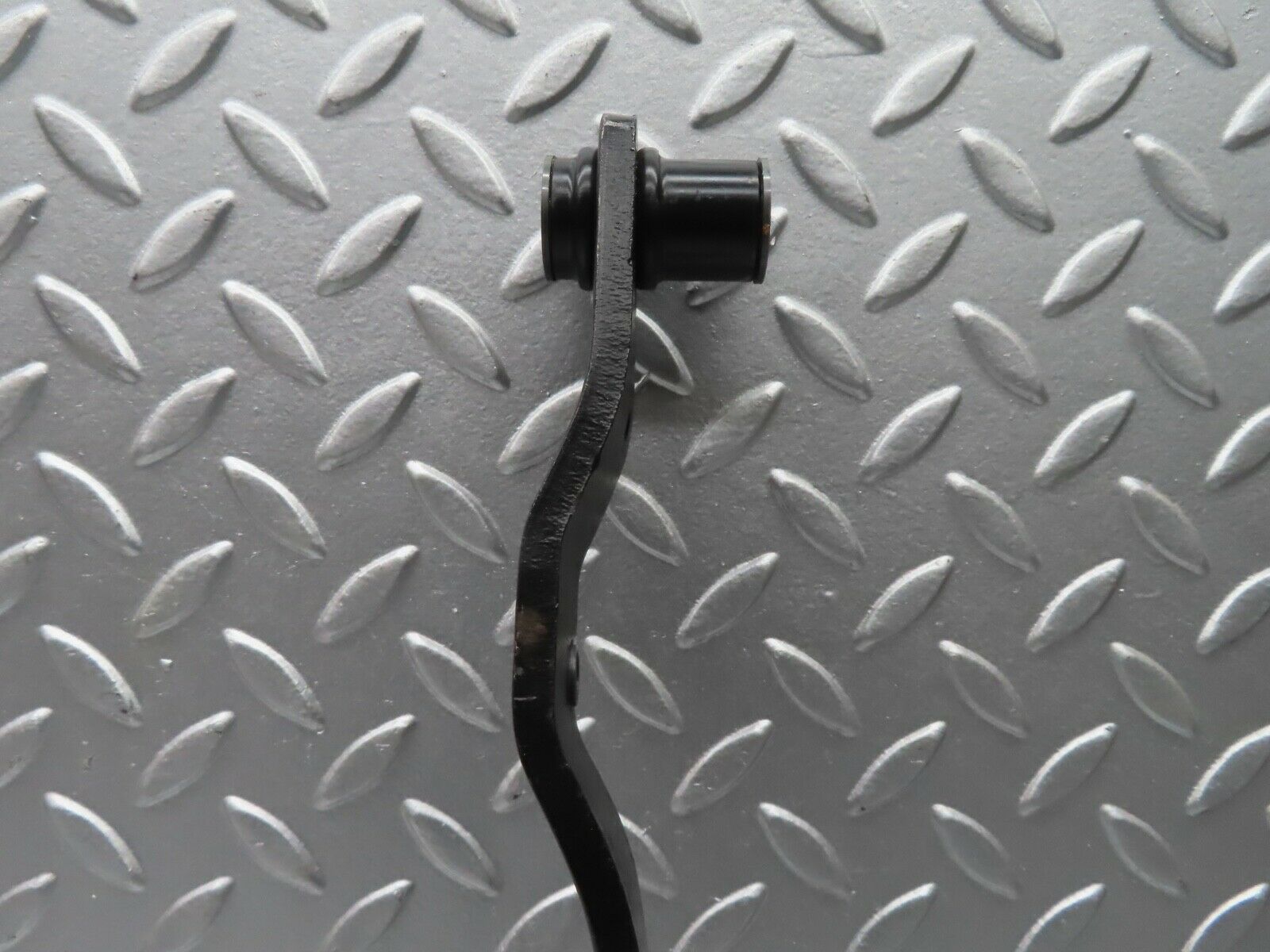 21671 Mercedes-Benz W126 300SE Brake Pedal With Rubber 1232910082