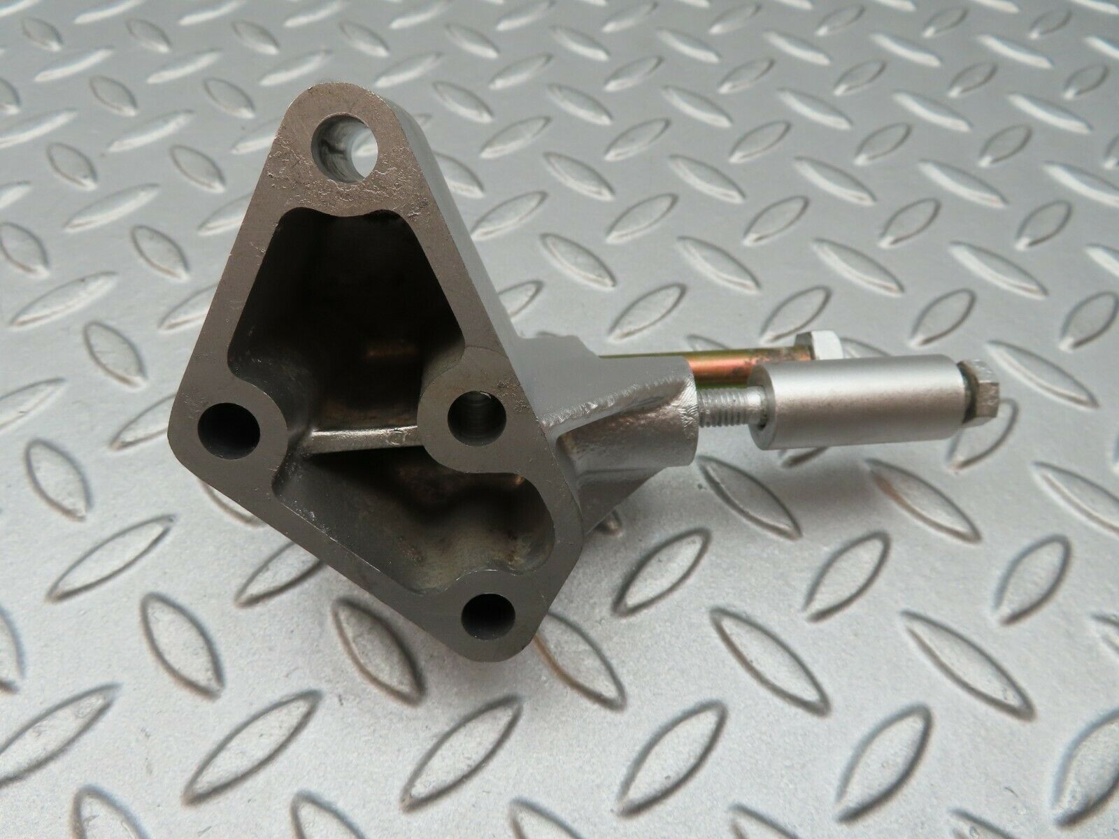 3893 Mercedes-Benz S123 200T Wagon Alternator Holder Bracket 1021550135