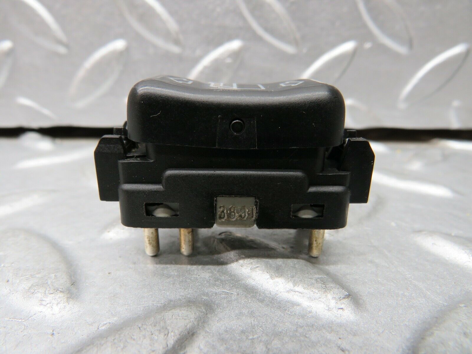 21882 Mercedes-Benz W124 Electric Window Switch Left Side 1248208910