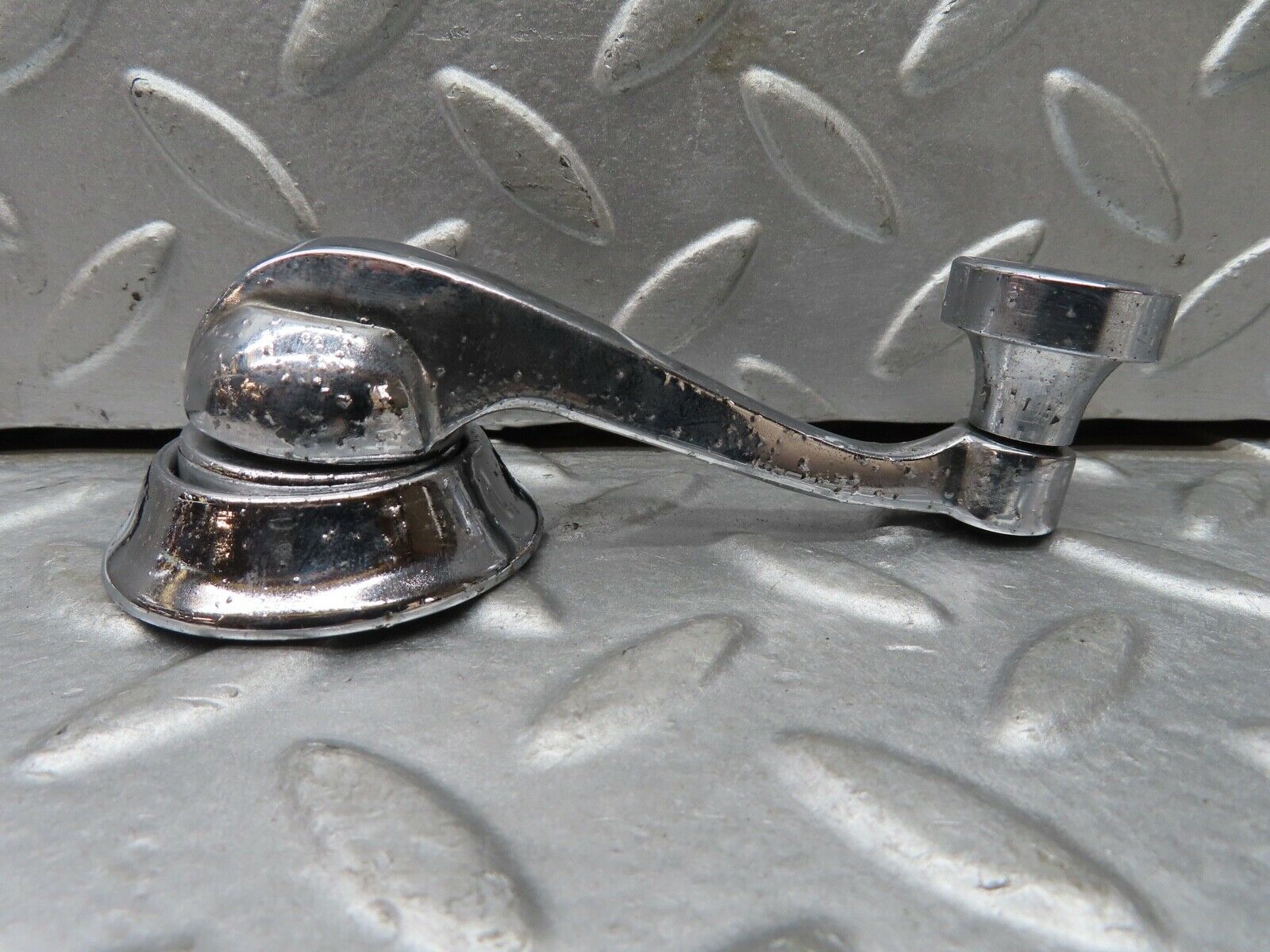 18582 Mercedes-Benz W120 W121 Ponton Window Lifter Crank Handle Chrome