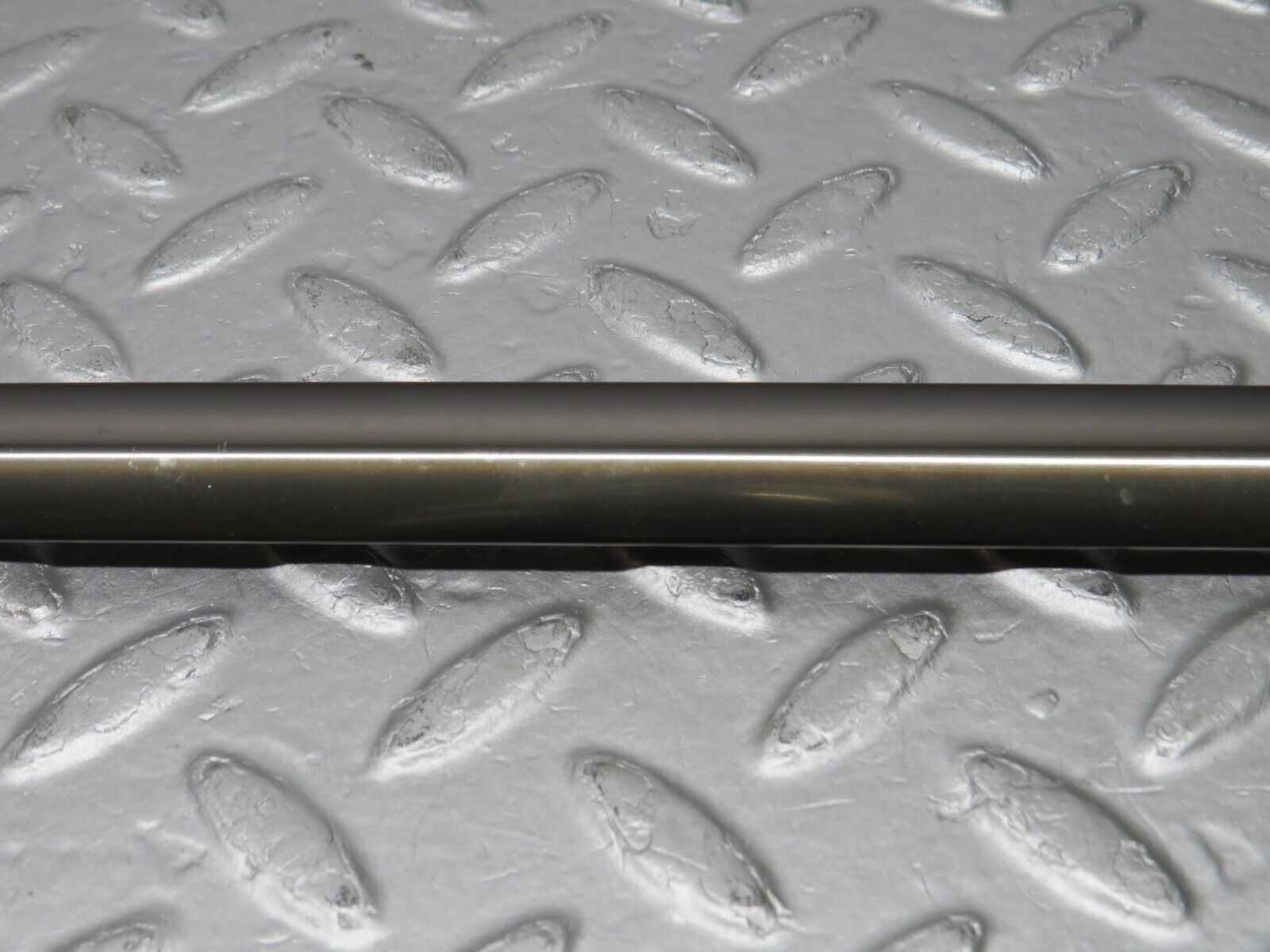 38523 Mercedes-Benz R129 280SL Coupe Right Door Window Moulding Trim